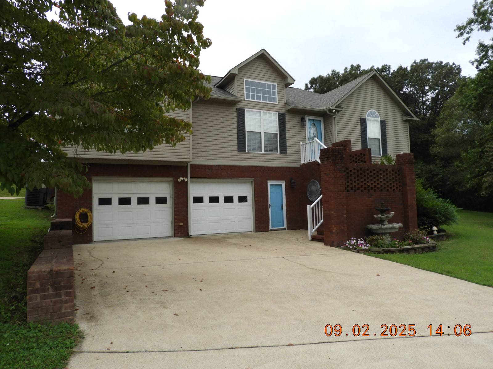 1325 Matthew Ave, Lawrenceburg, TN 38464