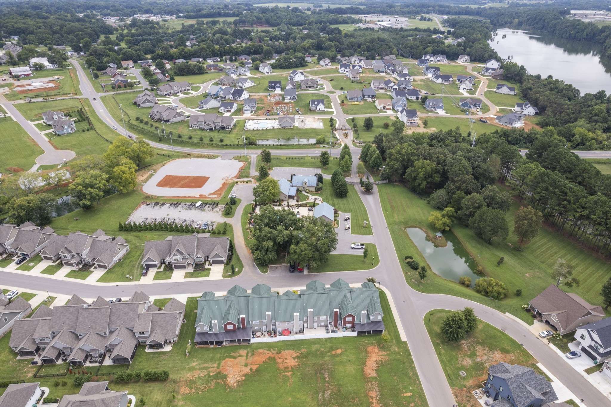 17 Anderton Dr, Winchester, TN 37398