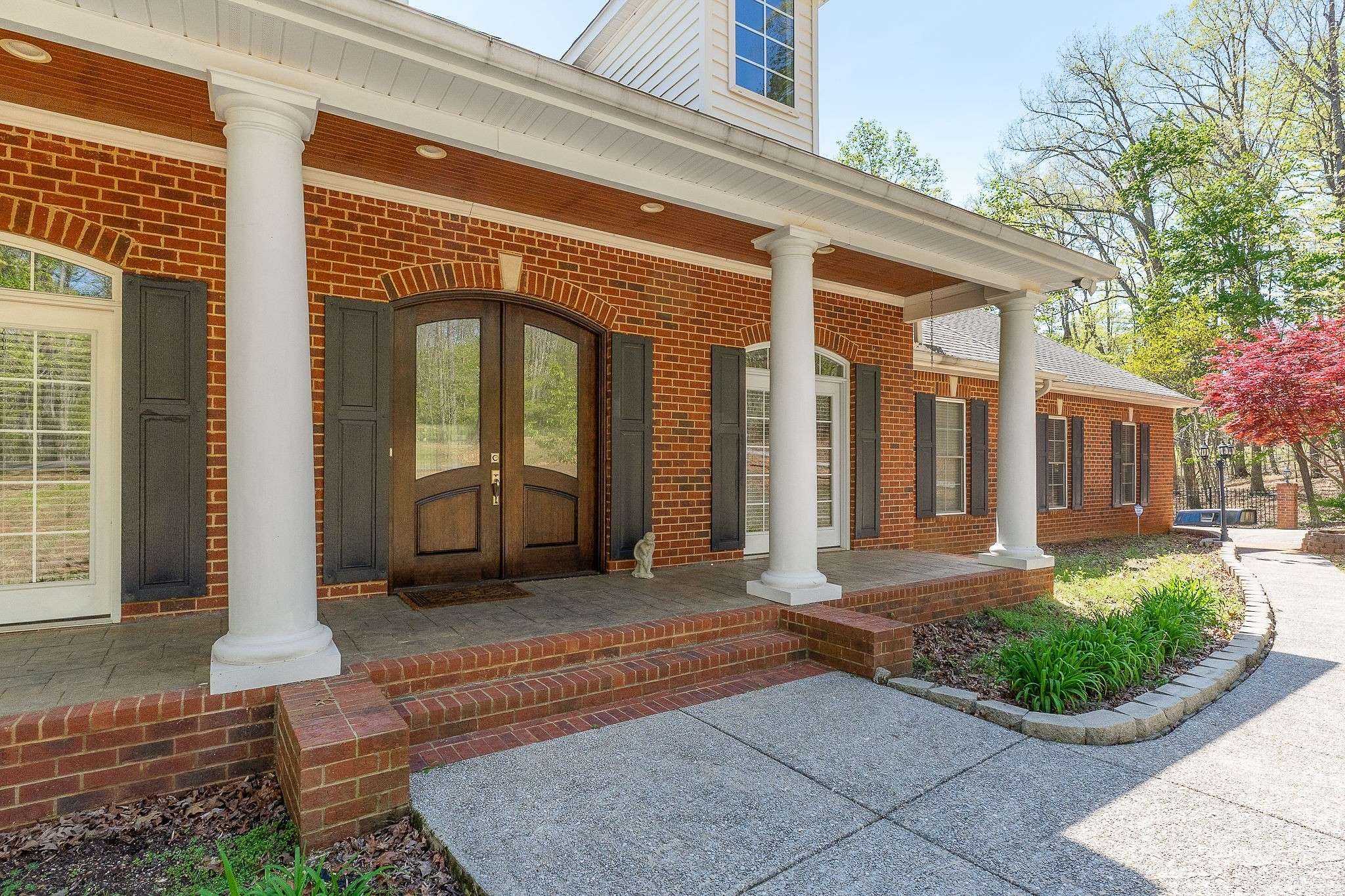 120 Dunrobin Ct, Sparta, TN 38583