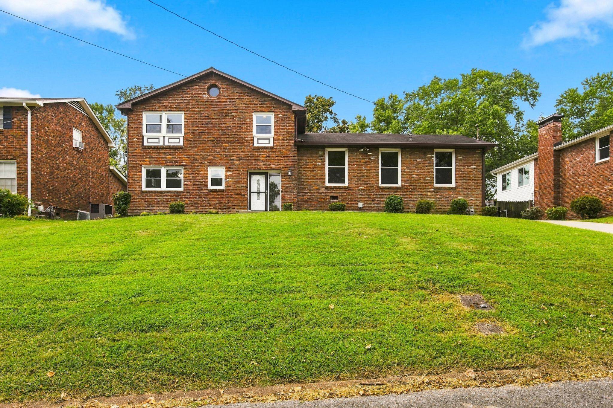 271 Richbriar Rd, Nashville, TN 37211
