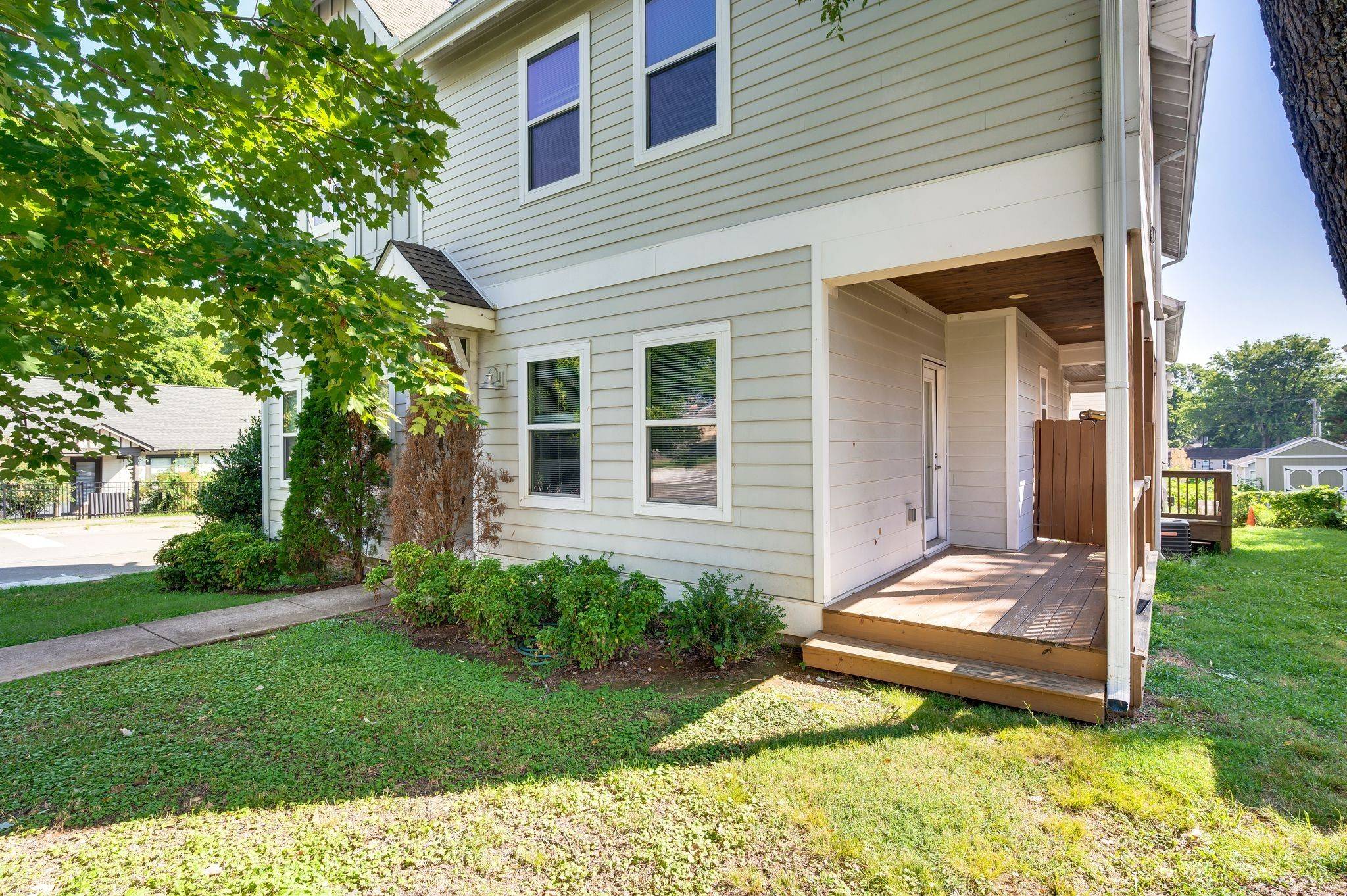 217 N 9th St, Nashville, TN 37206
