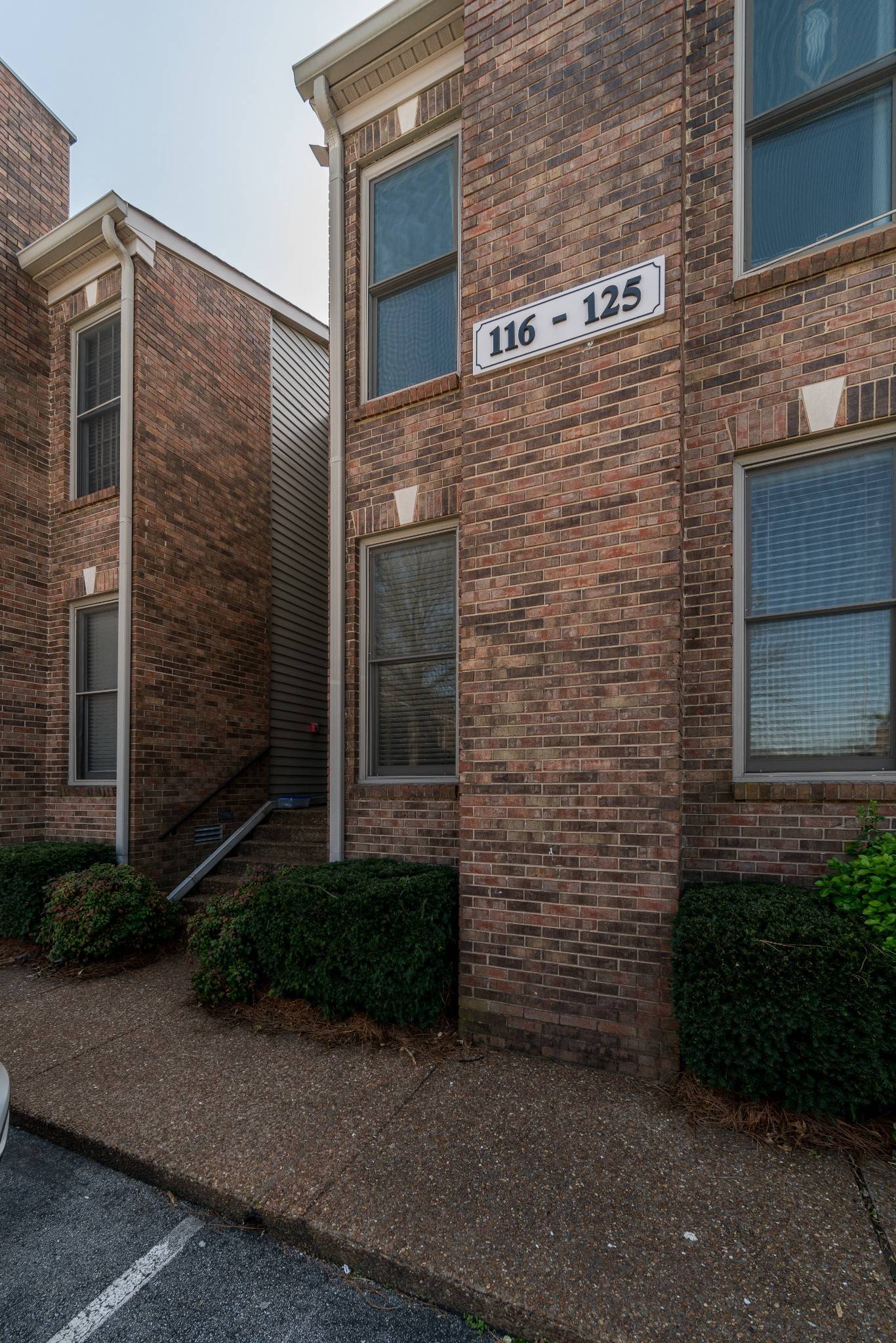 121 Sloan Rd, Nashville, TN 37209
