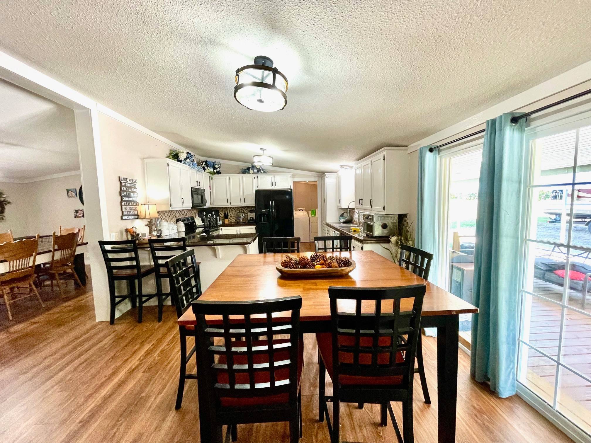 215 Cypress Creek Cv, Linden, TN 37096