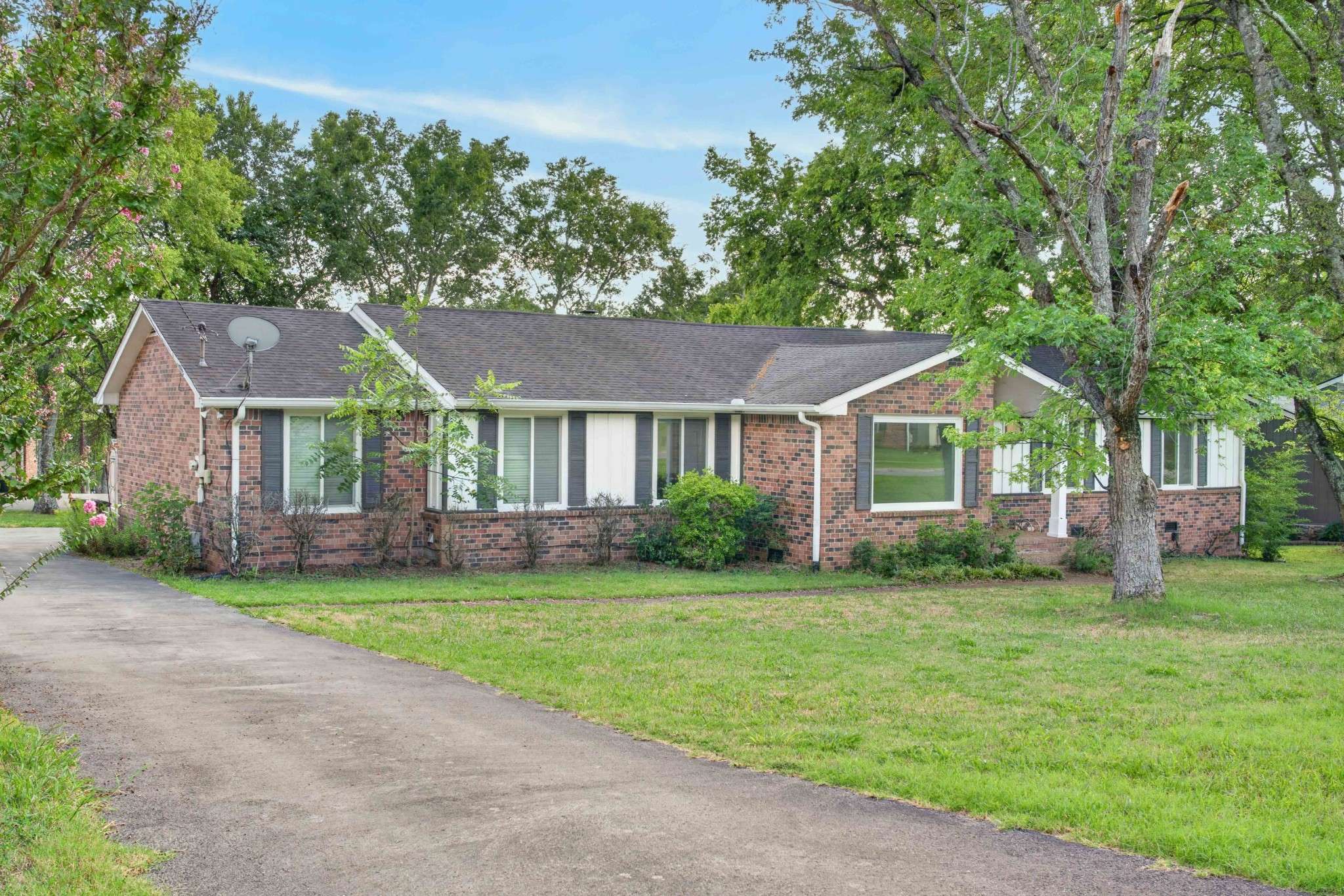 148 Allen Dr, Hendersonville, TN 37075