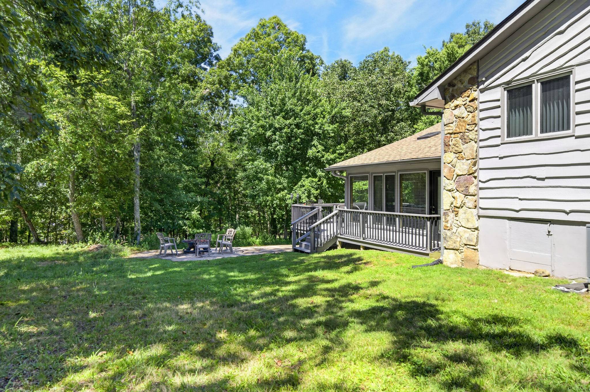 114 Morris Ln, Crossville, TN 38558