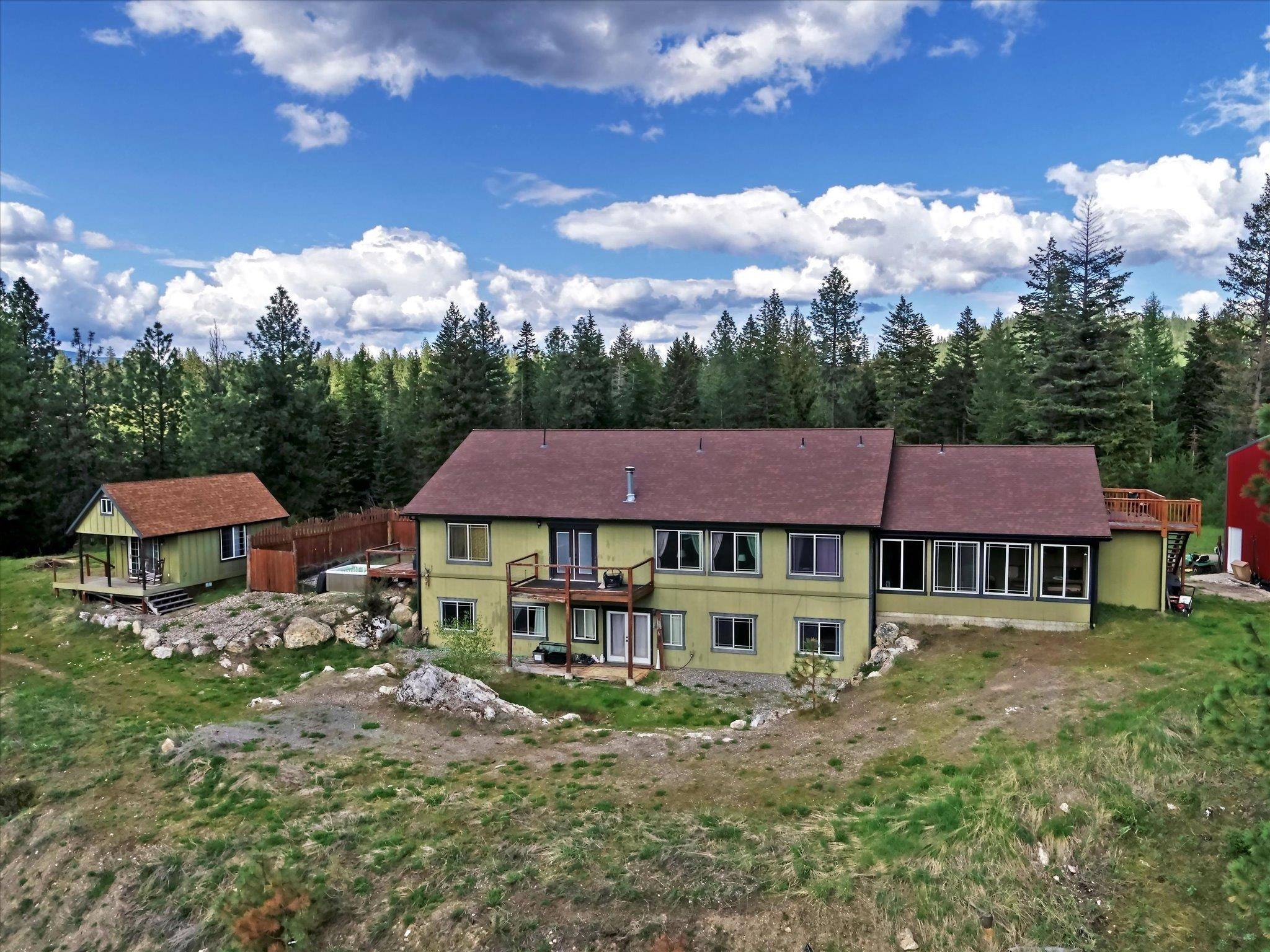 704 Mccammon Rd, Elk, WA 99009