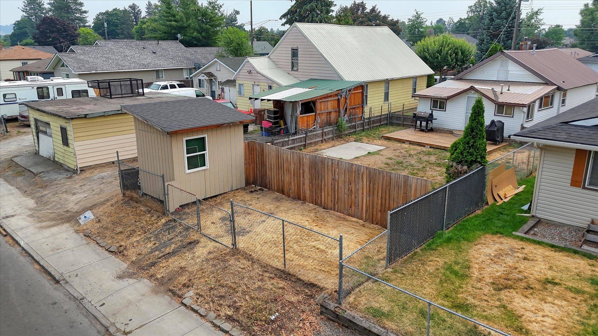 823 E North Ave, Spokane, WA 99207