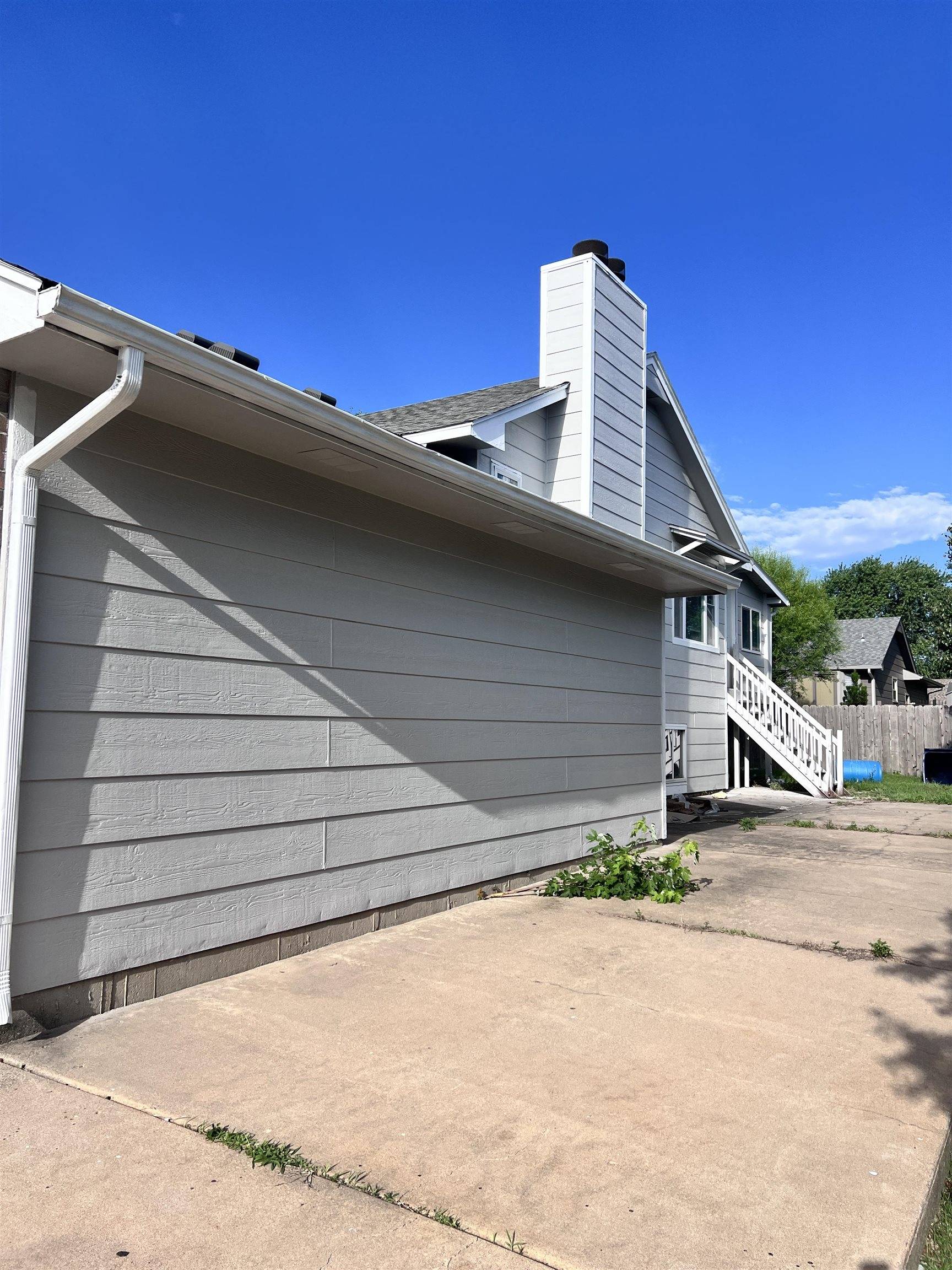 1819 S Cranbrook Ave, Wichita, KS 67207