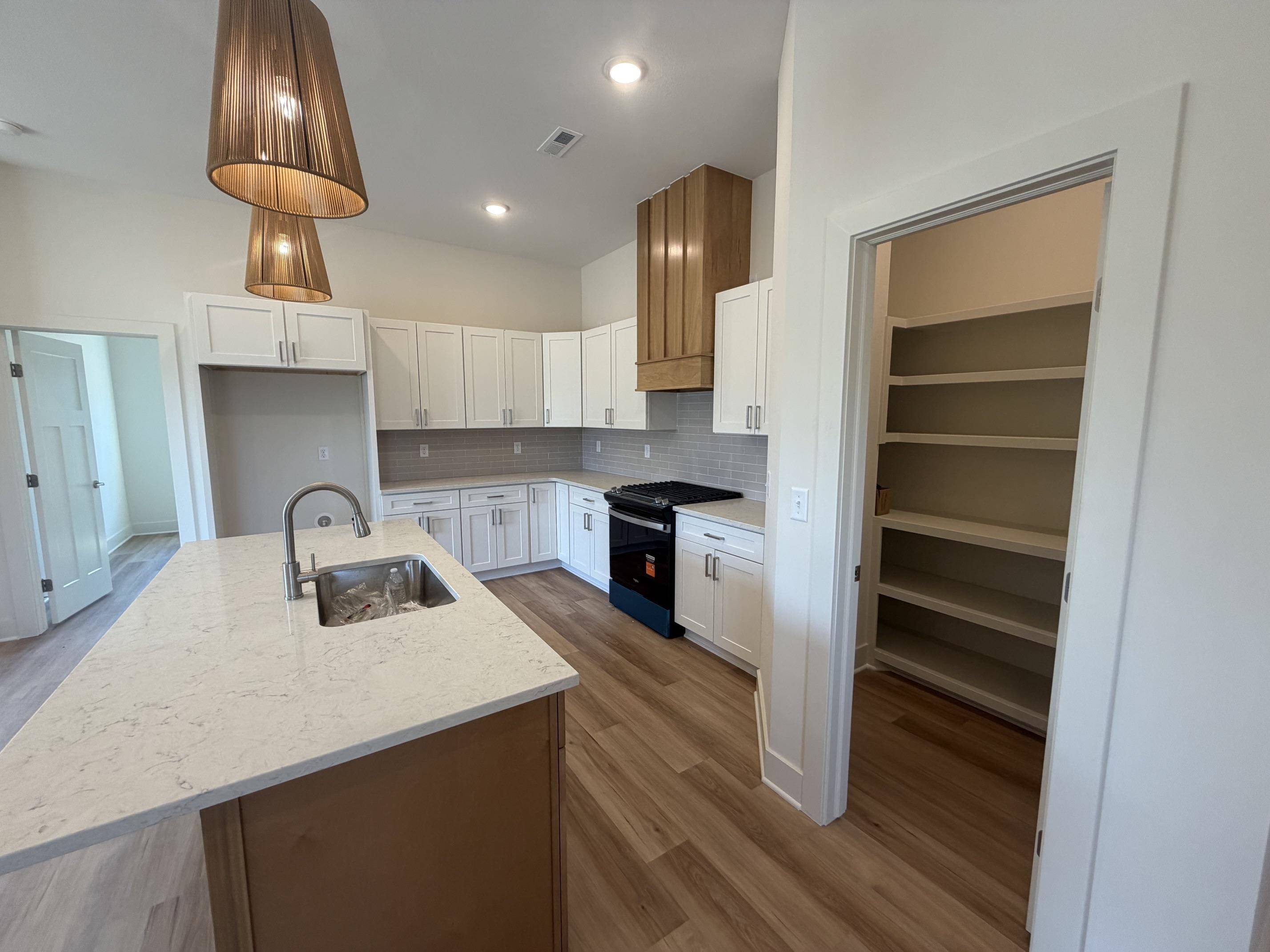 701 N Wheatland Ct, Wichita, KS 67235