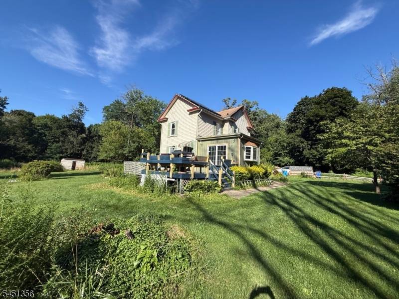 7 2Nd St, Oxford Twp., NJ 07863
