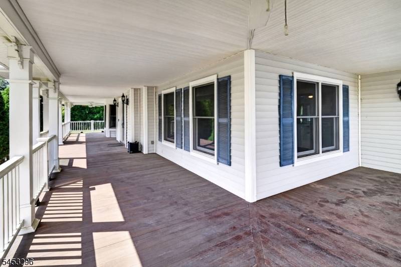 12 Van Fleet Rd, Readington Twp., NJ 08853