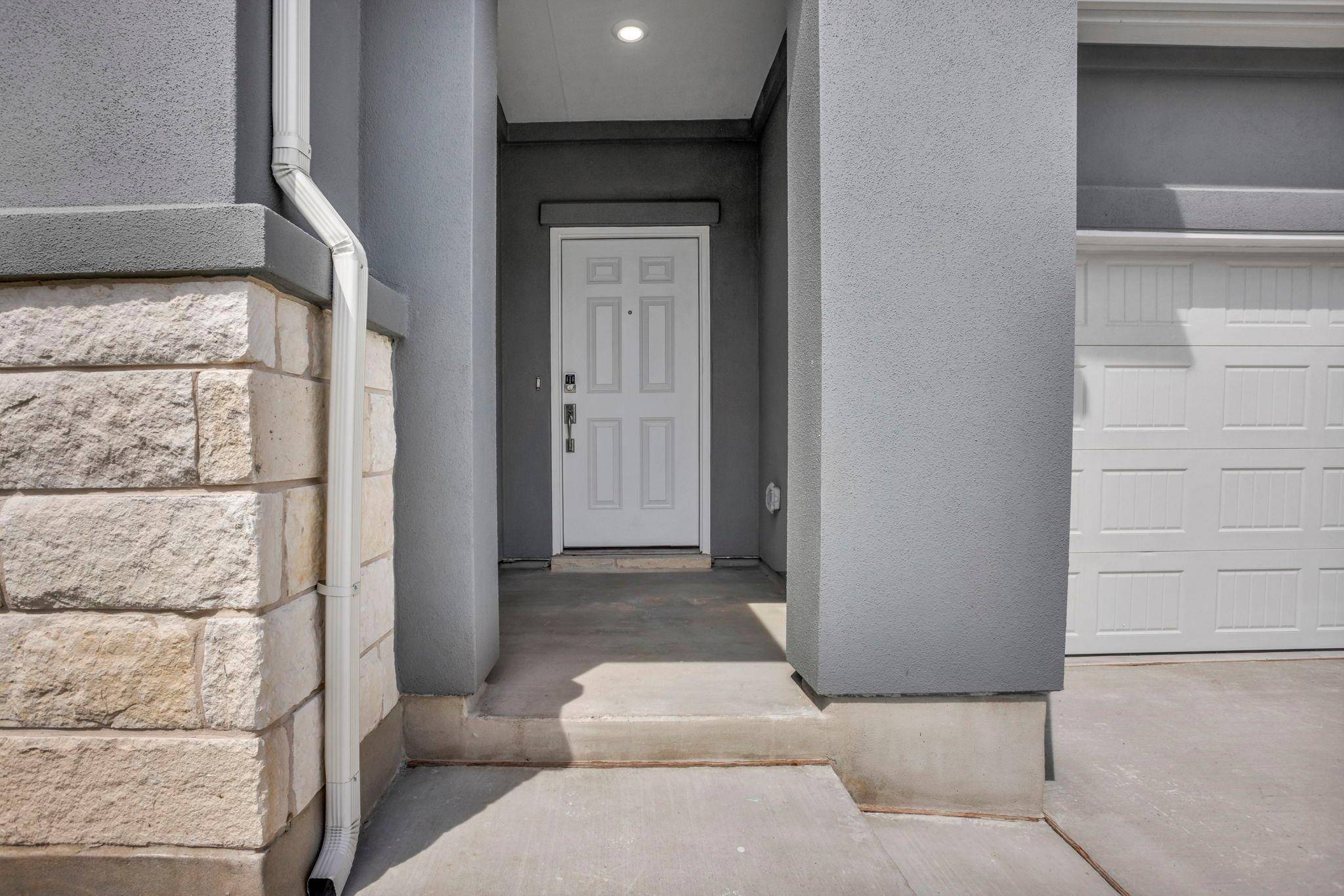 131 Adeline RD, Hutto, TX 78634
