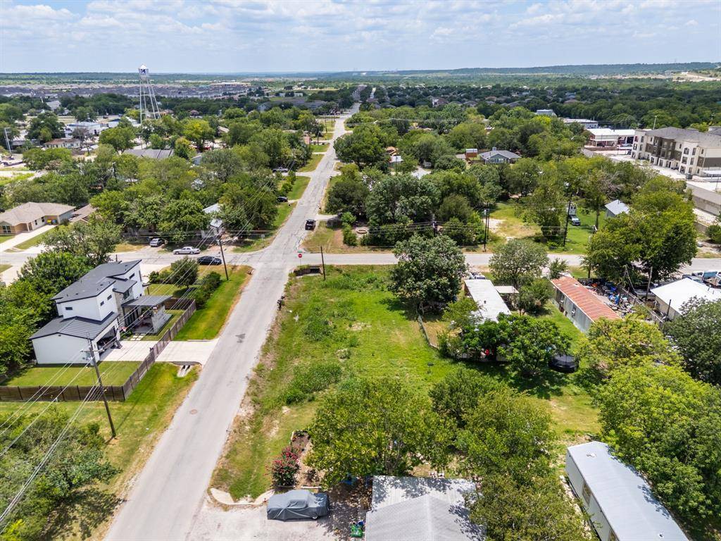 303 Eggleston ST, Manor, TX 78653