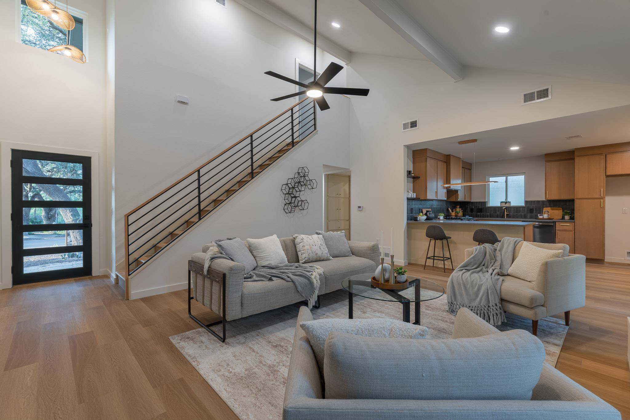 415 Baldridge DR, Austin, TX 78748