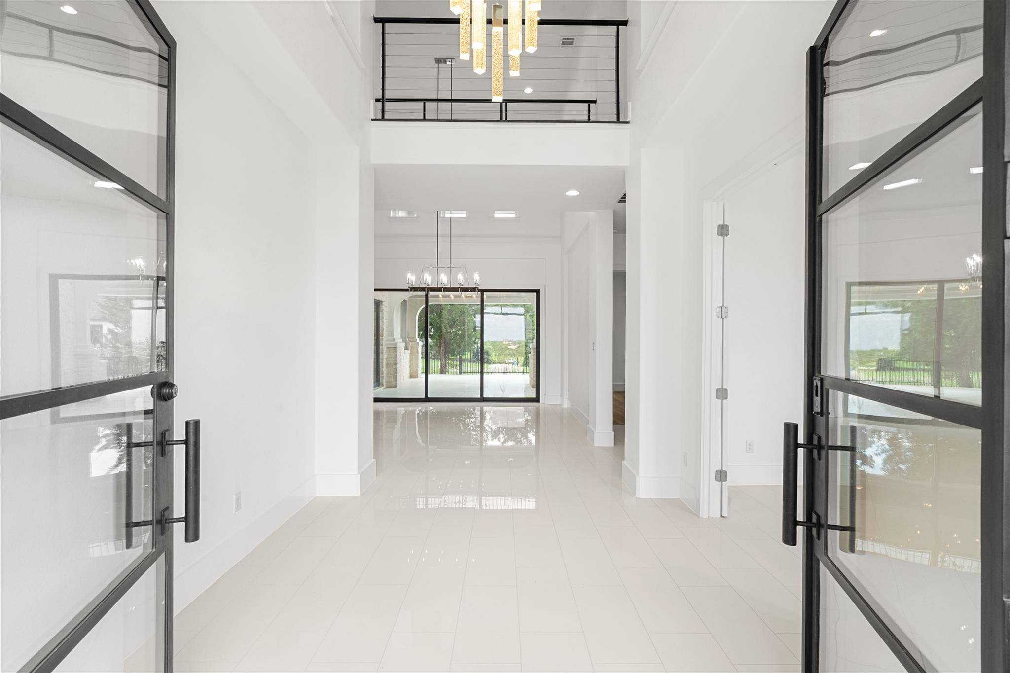 702 Serene Estates DR, Austin, TX 78738