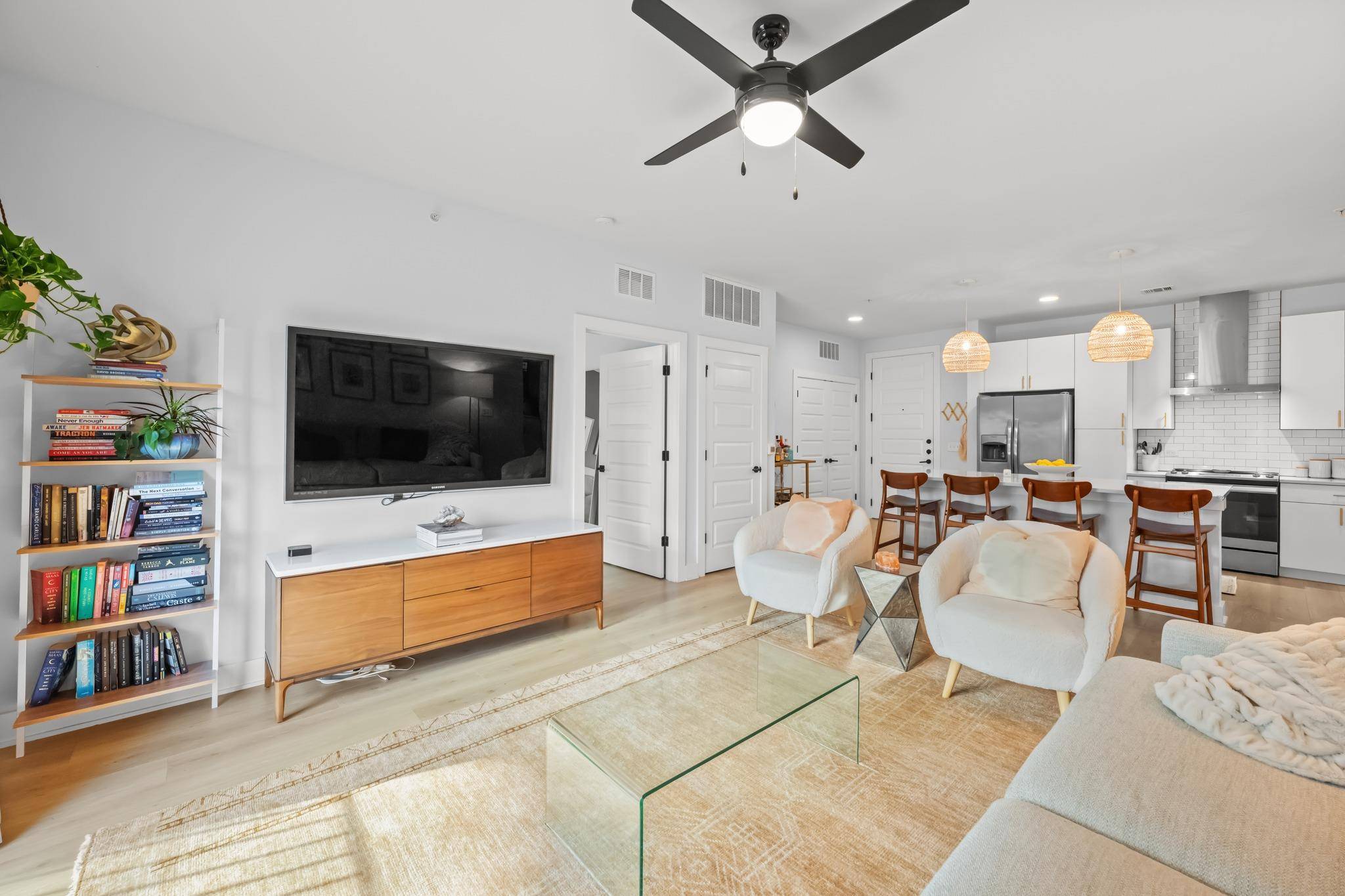 3101 Govalle Ave #105, Austin, TX 78702