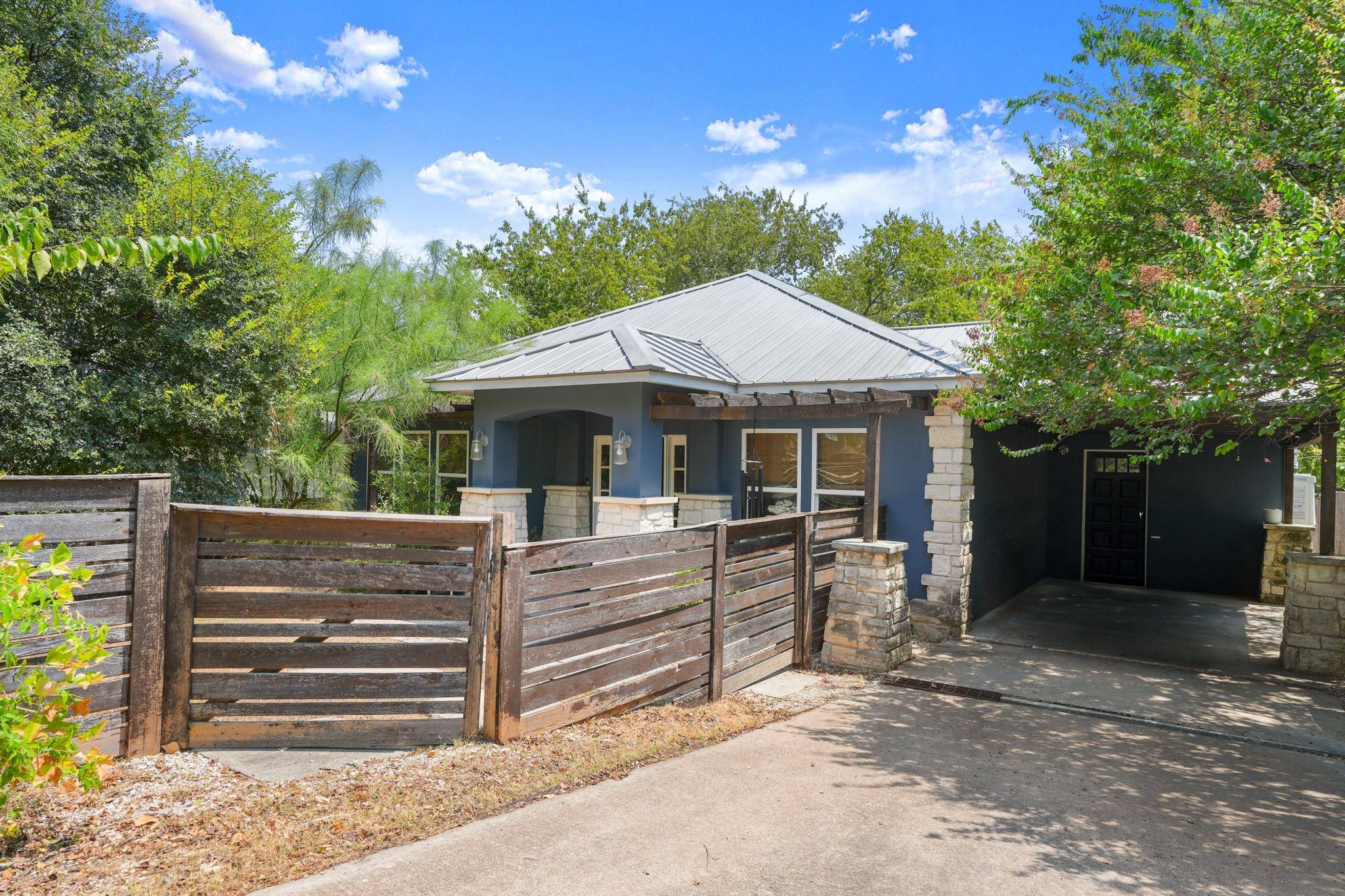 2501 Del Curto RD, Austin, TX 78704