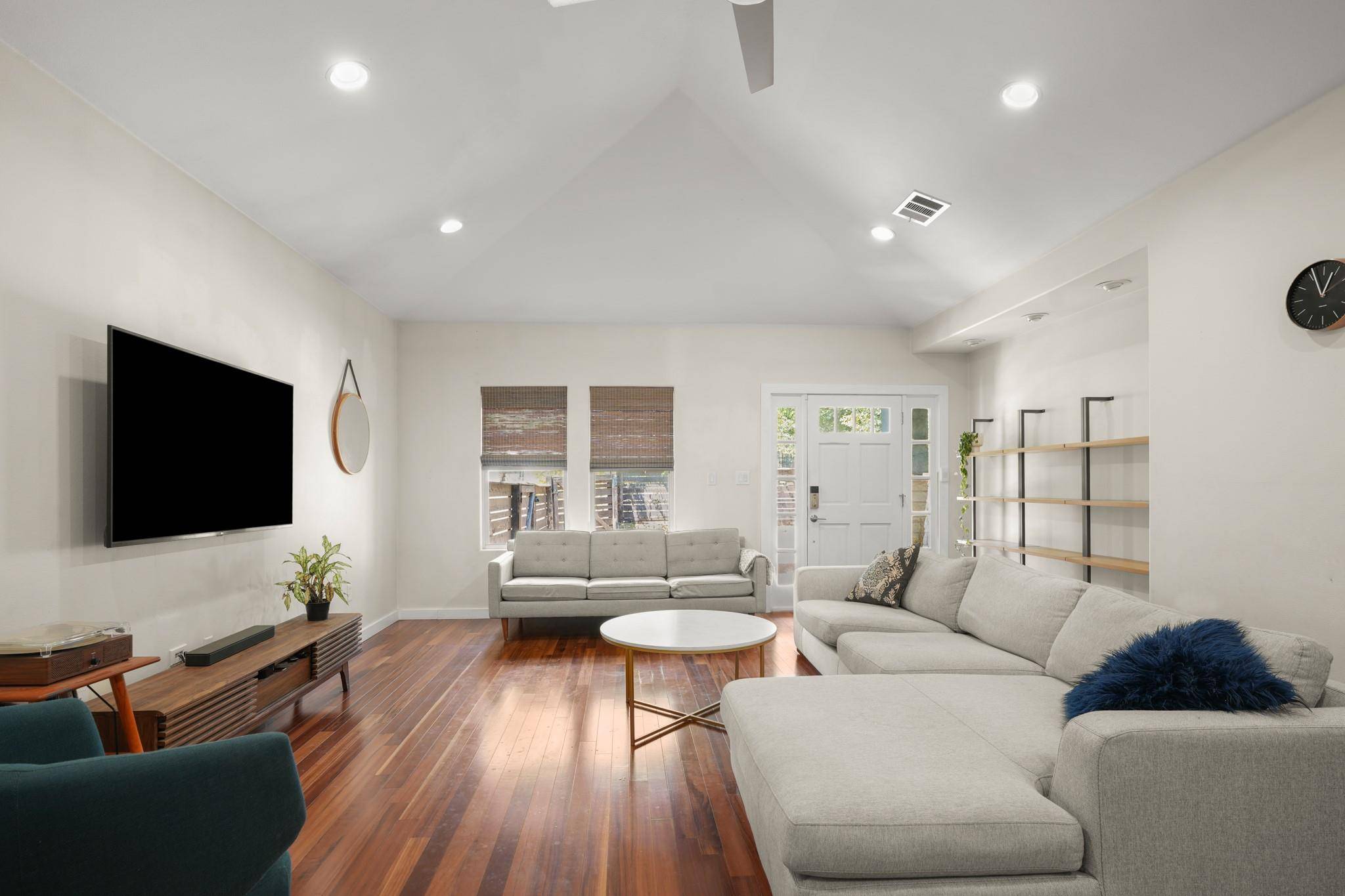 2501 Del Curto RD, Austin, TX 78704