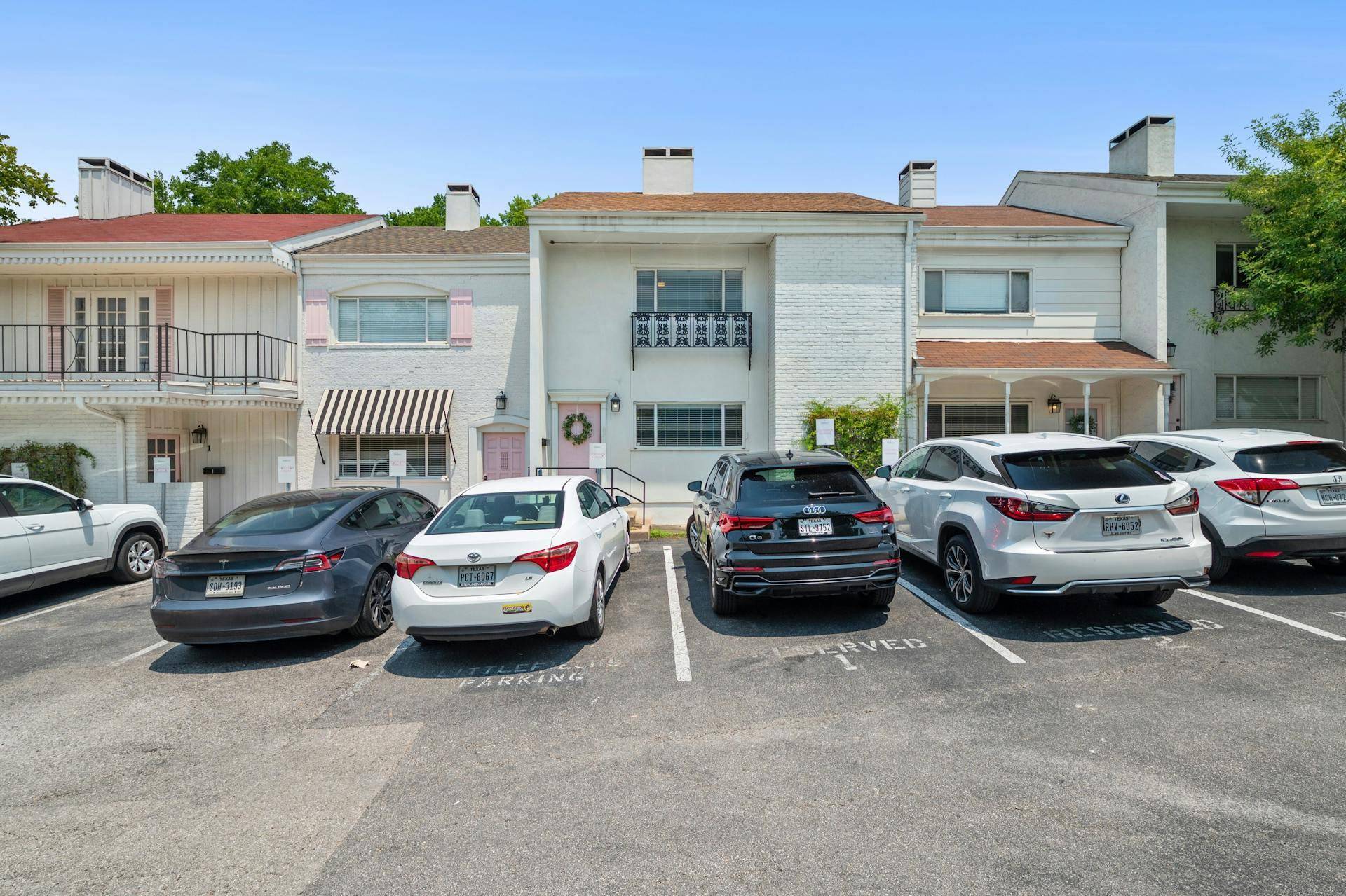 2401 Winsted LN #4, Austin, TX 78703