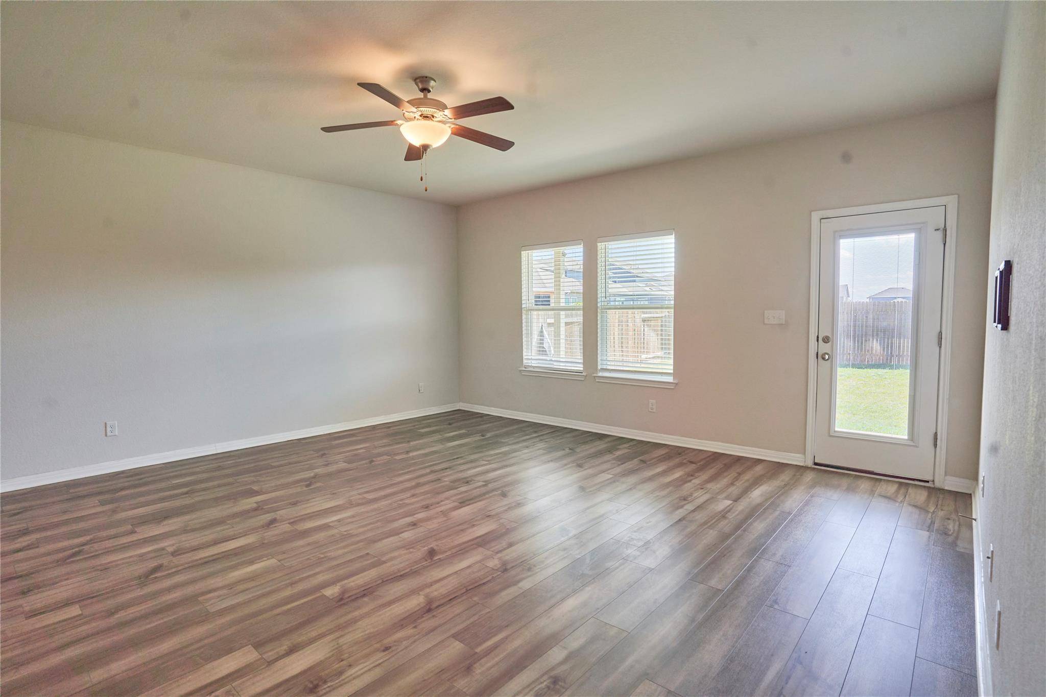 3034 Mill Run BND, Round Rock, TX 78665
