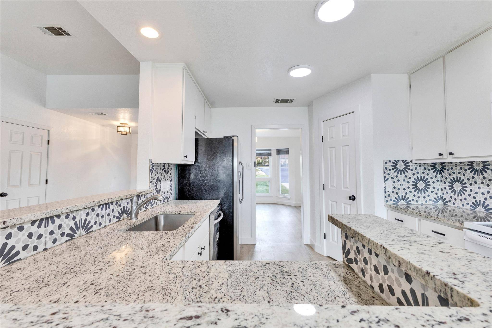 451 County Road 276 RD, Leander, TX 78641