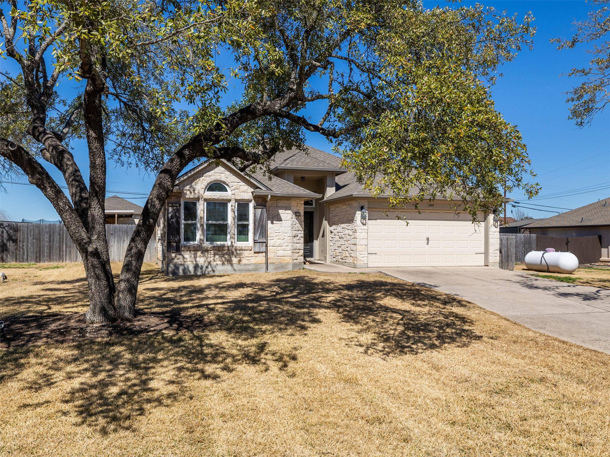 208 S Buffalo PASS, Georgetown, TX 78633