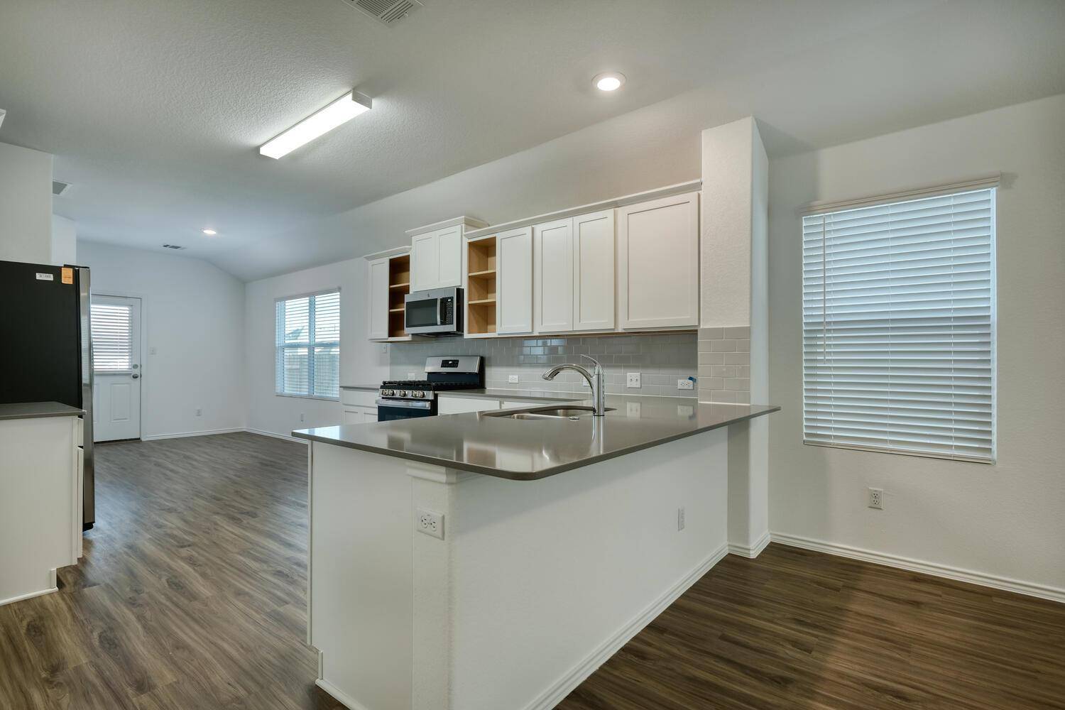 241 Majestic Cedar CT, Liberty Hill, TX 78642