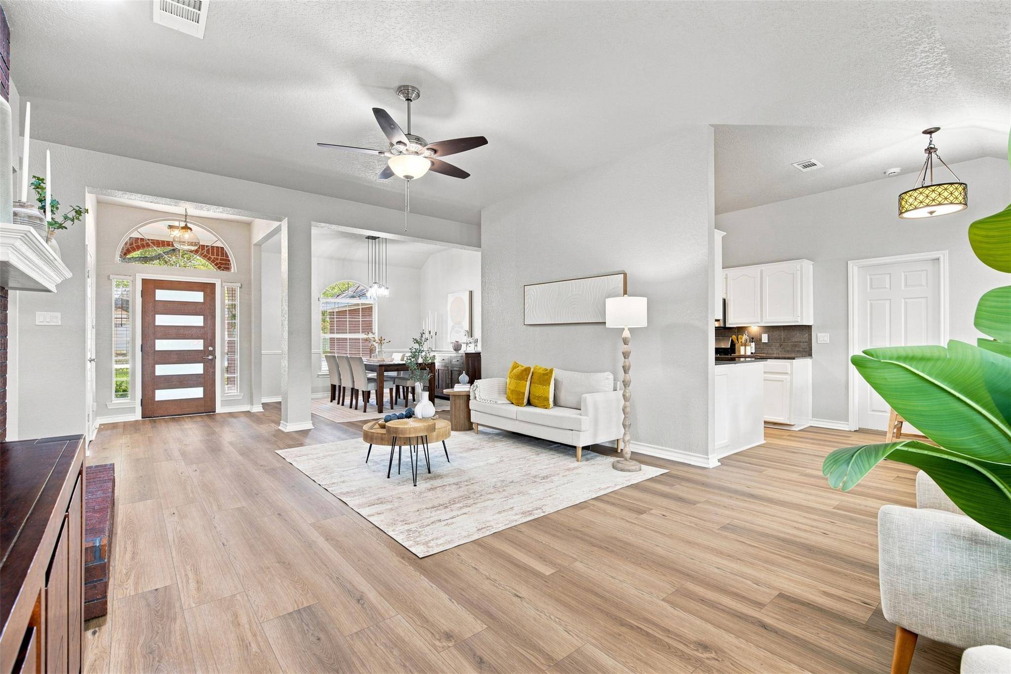 1010 Rocky Creek DR, Pflugerville, TX 78660