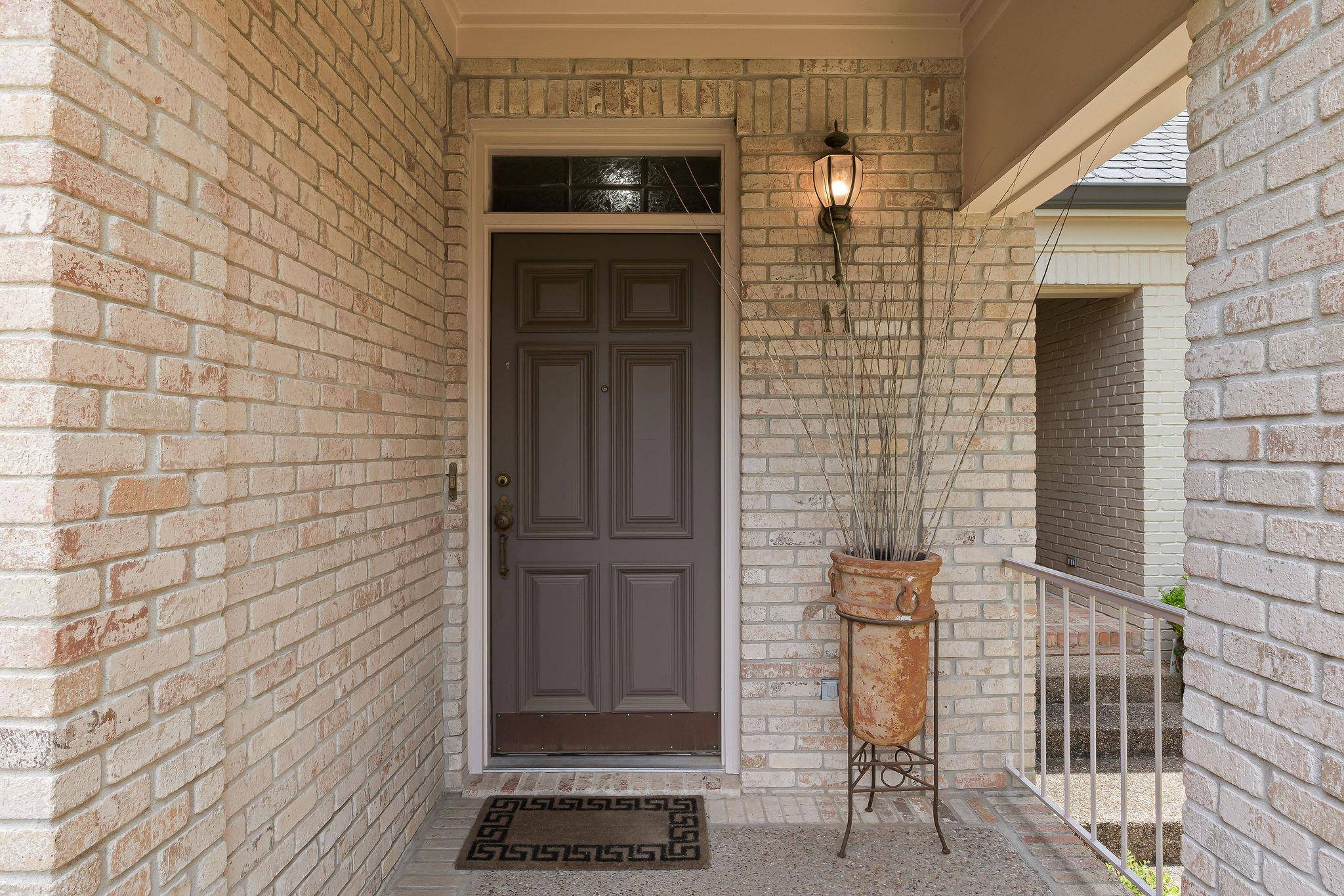 2834 Montebello RD #B11, Austin, TX 78746