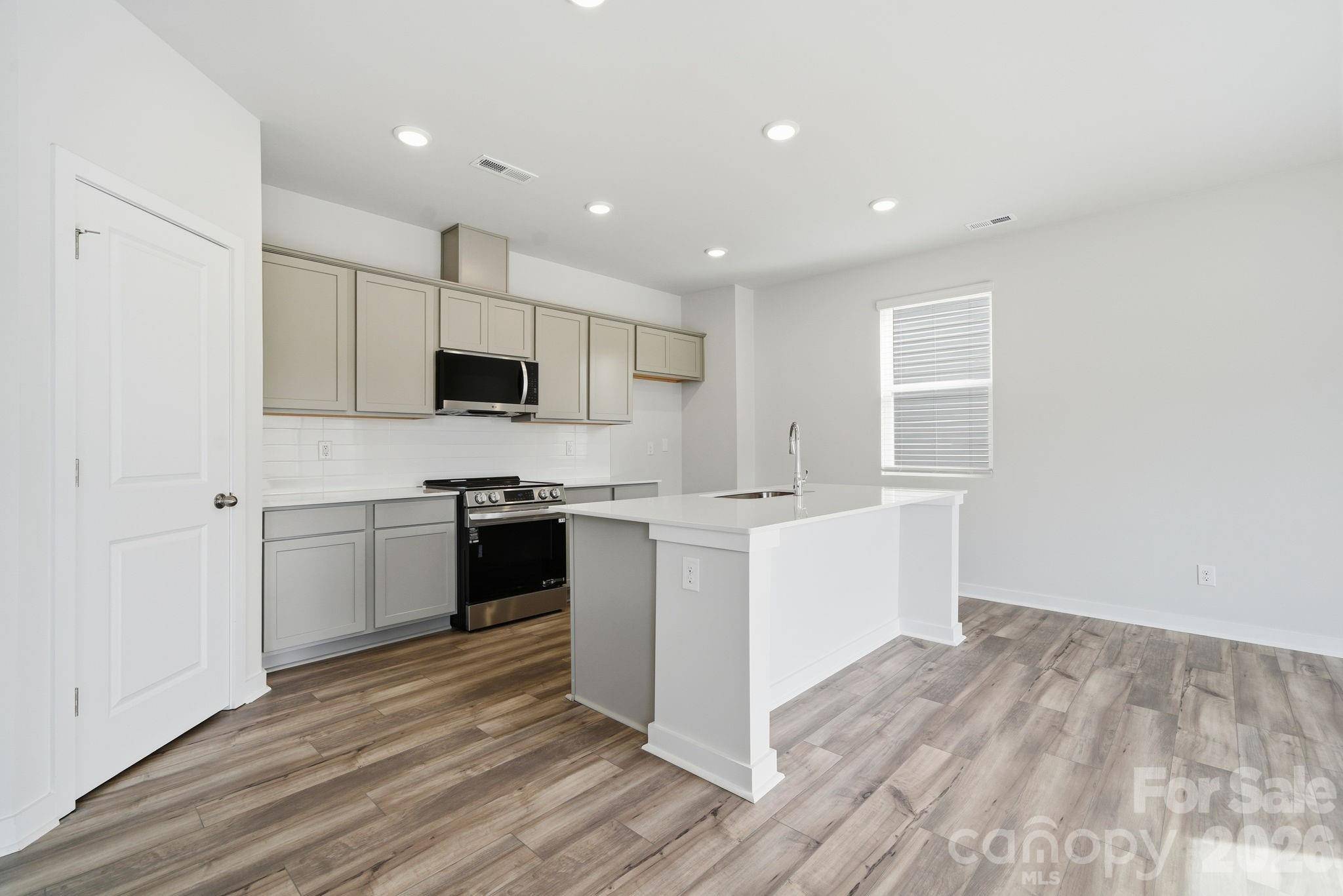 232 Bezelle AVE, York, SC 29745