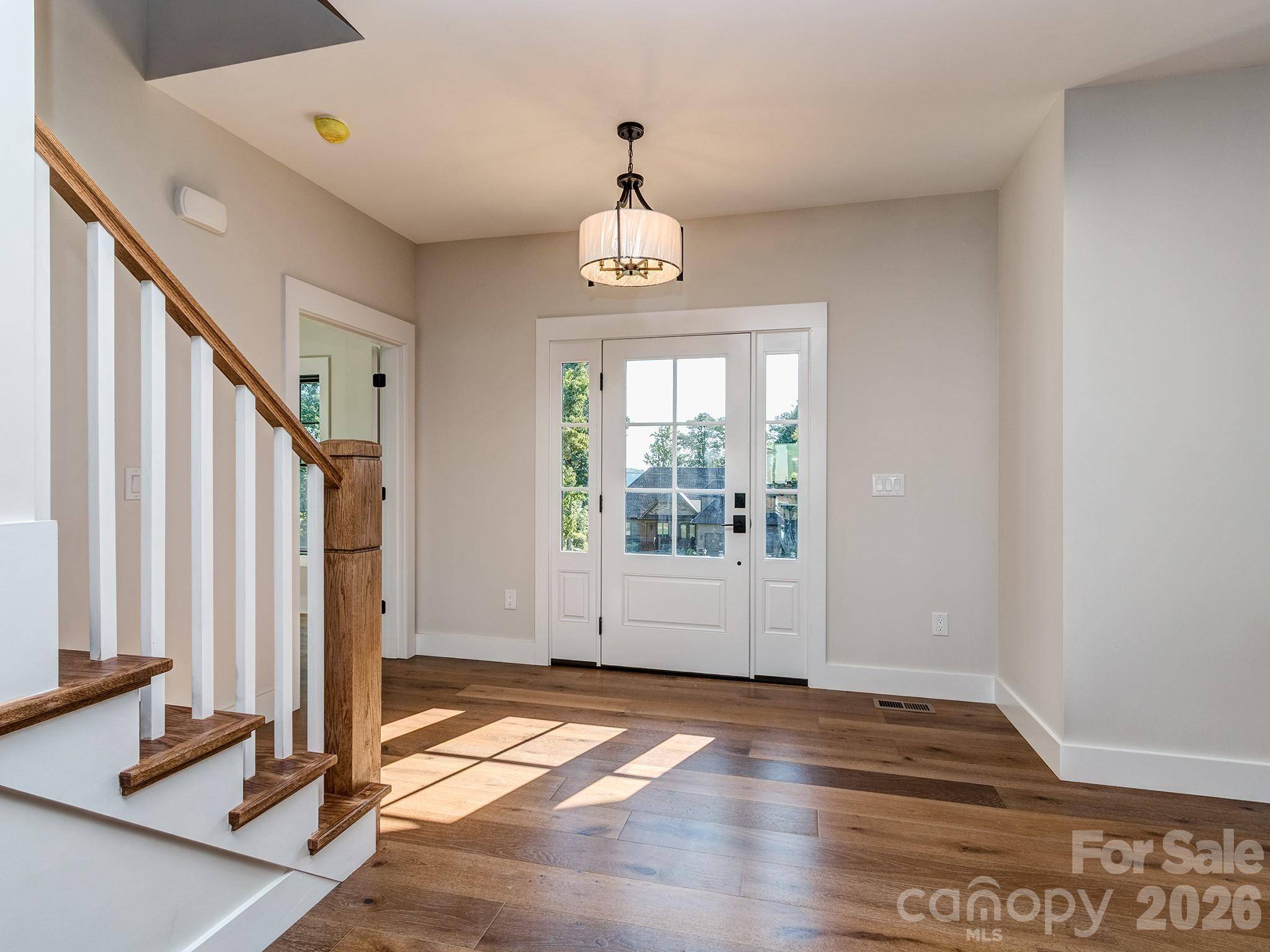 4899 Moonlite Bay DR, Sherrills Ford, NC 28673