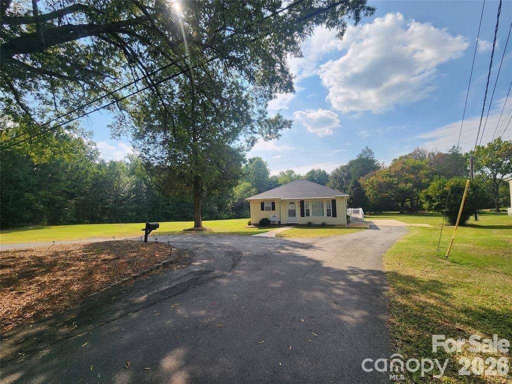 4521 Beaty RD, Gastonia, NC 28056