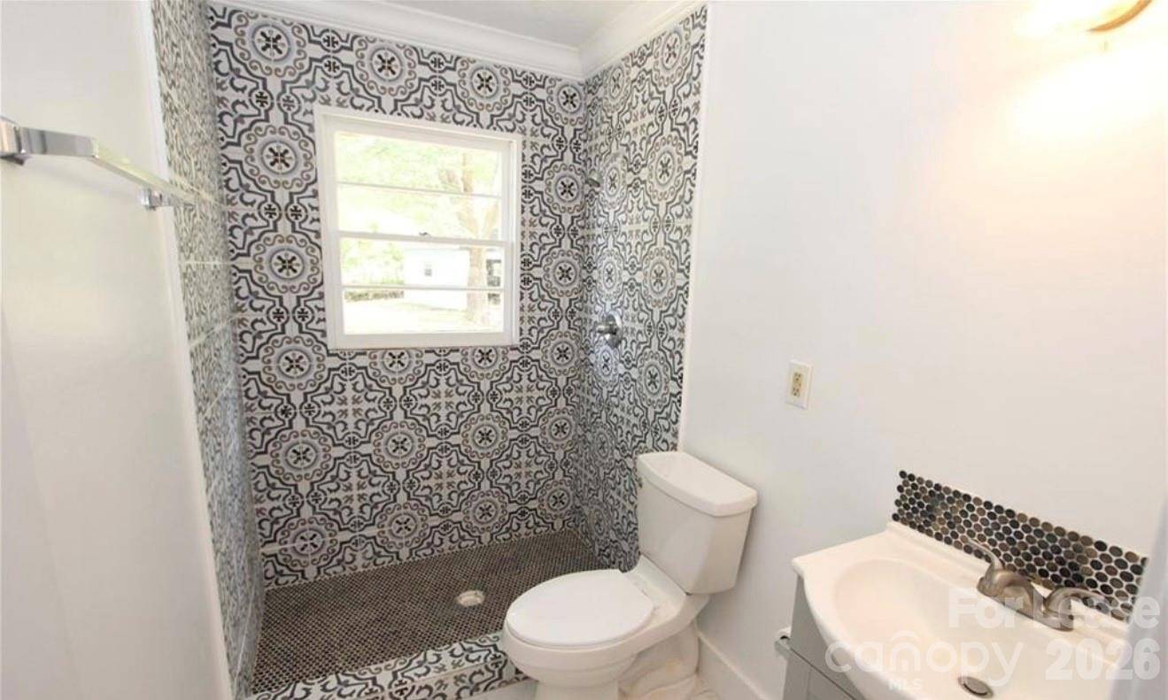 67 Whispering Pines RD, Wadesboro, NC 28170