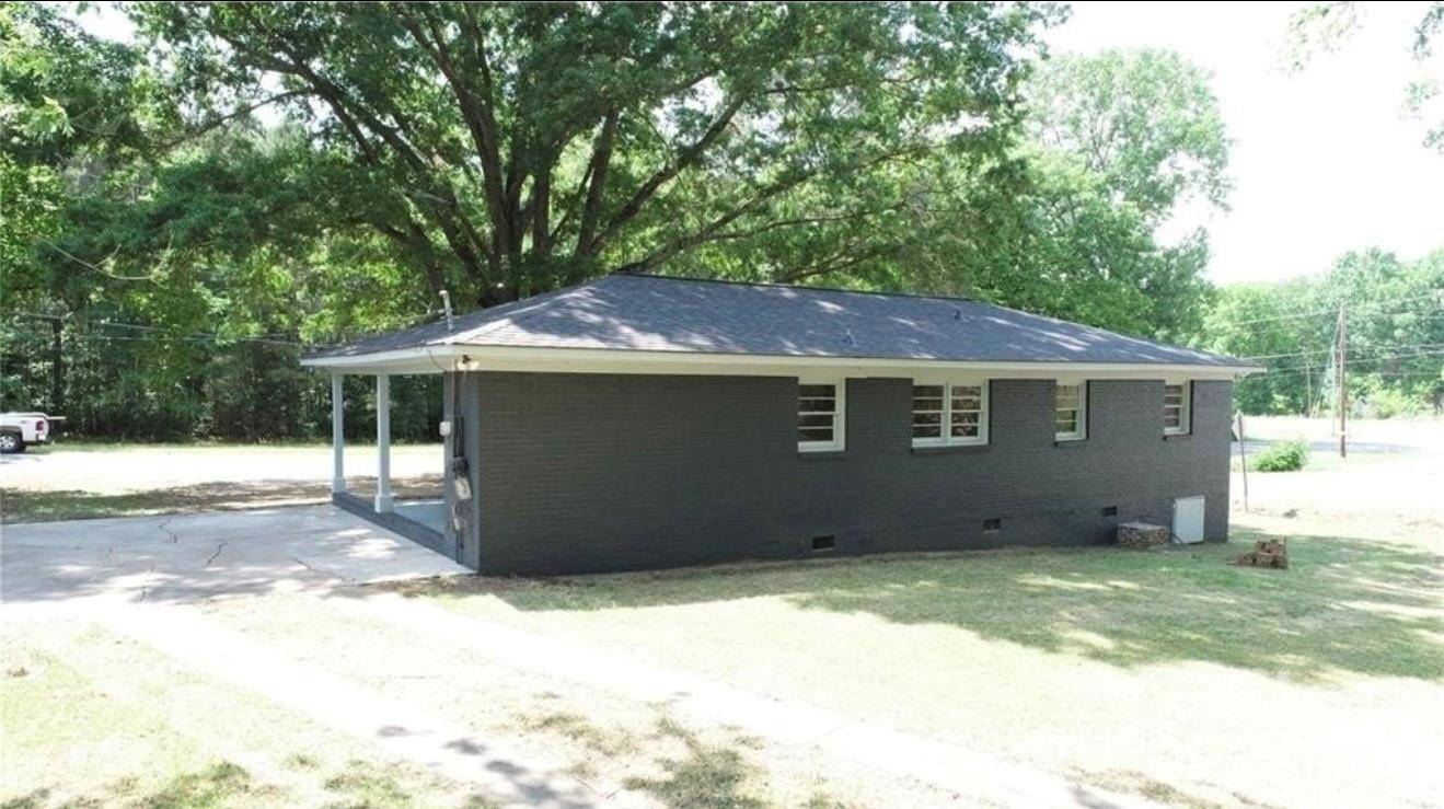 67 Whispering Pines RD, Wadesboro, NC 28170