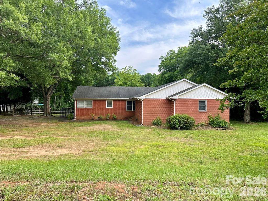 10100 Sam Furr RD, Huntersville, NC 28078