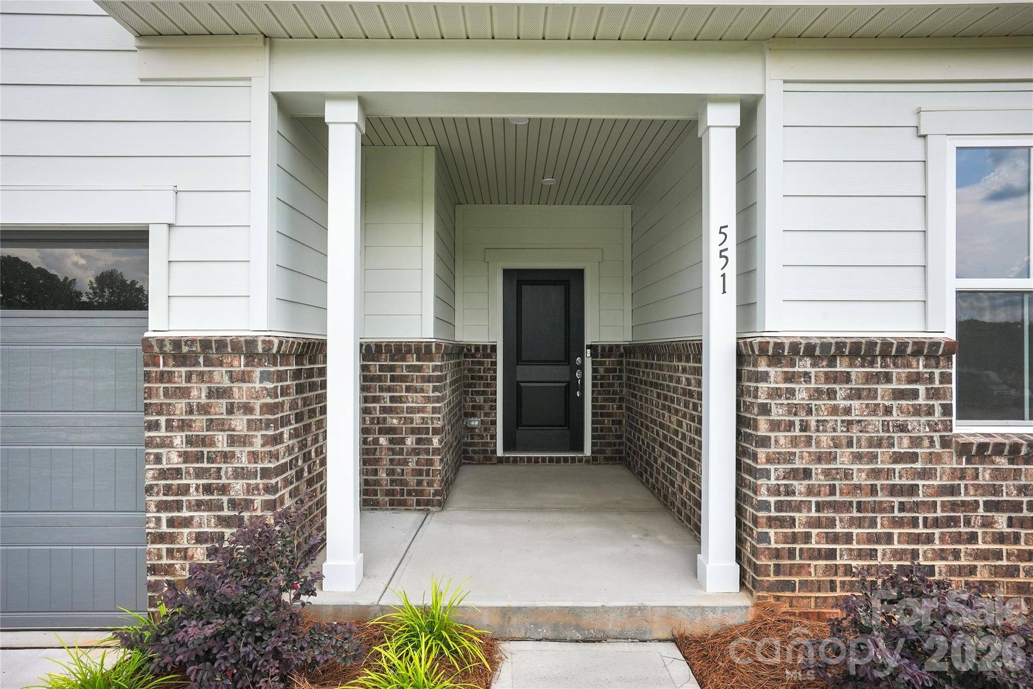551 Cottage Garden LN, Belmont, NC 28012