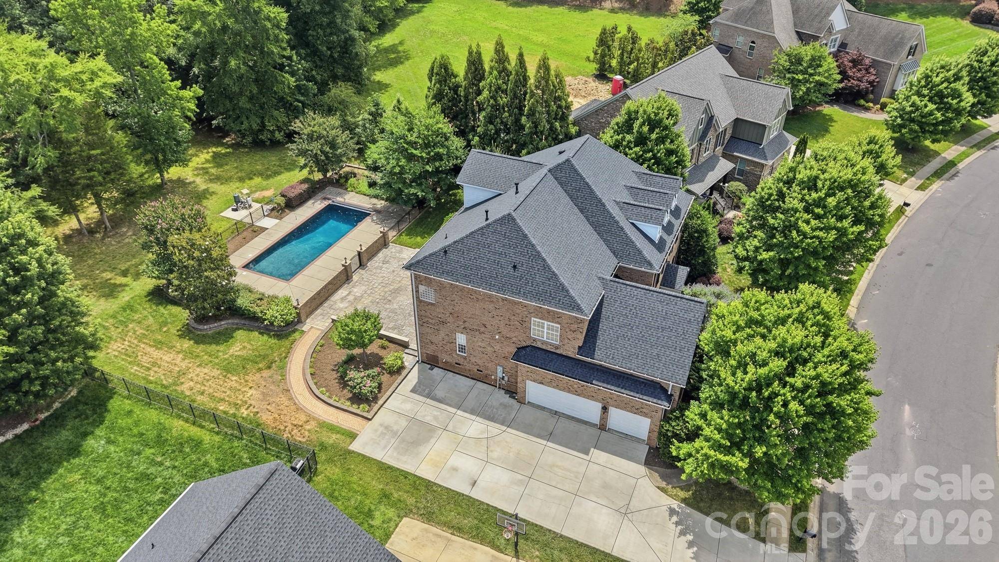 507 Five Leaf LN, Waxhaw, NC 28173