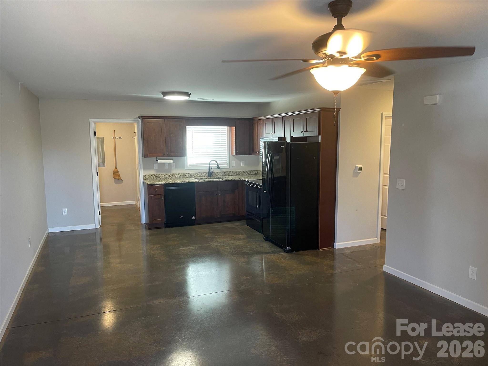 4429 Dillbrook LN, Denver, NC 28037