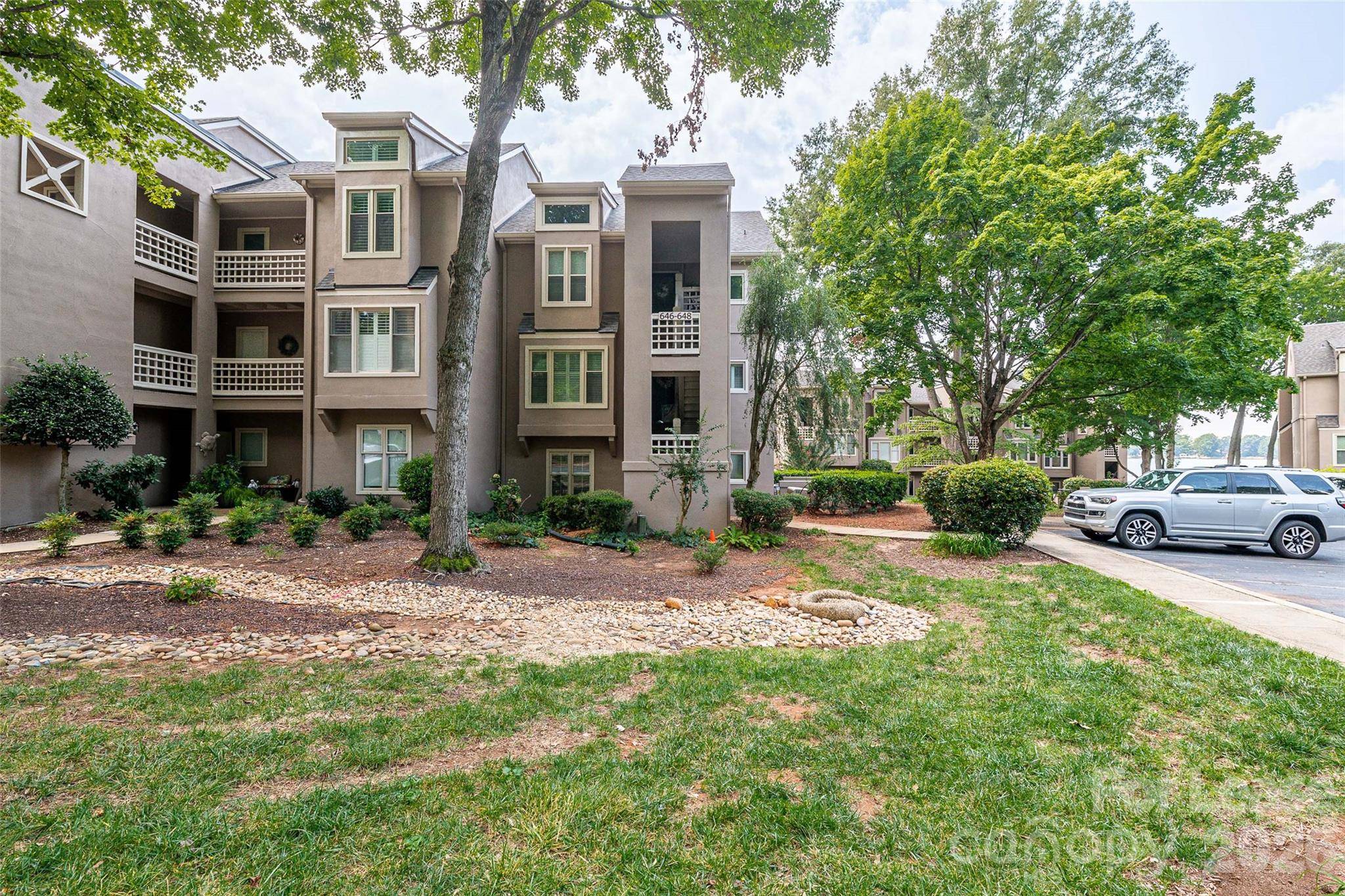 646 Portside DR, Davidson, NC 28036