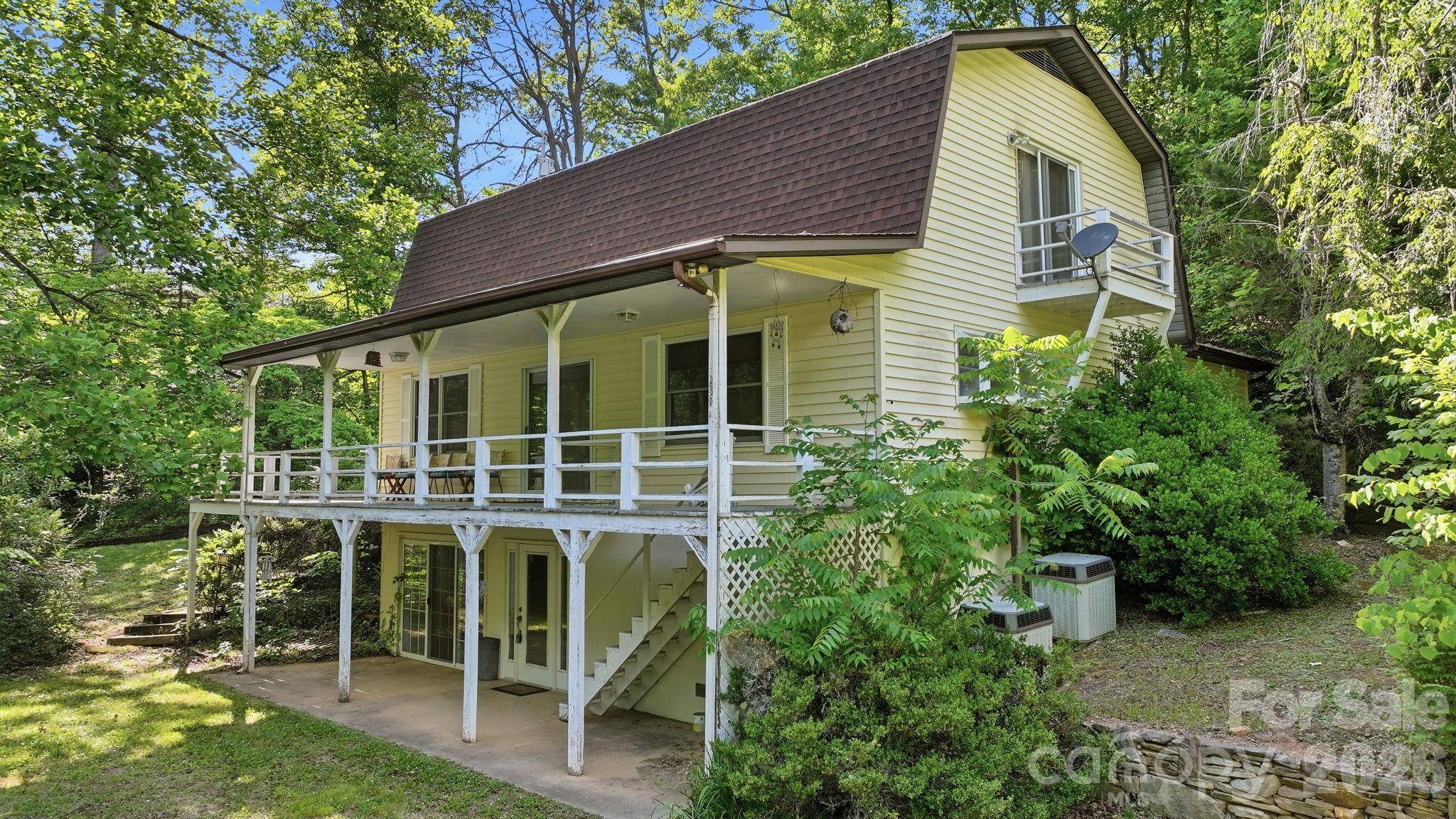 38 Pee Wee Branch BR, Sylva, NC 28779