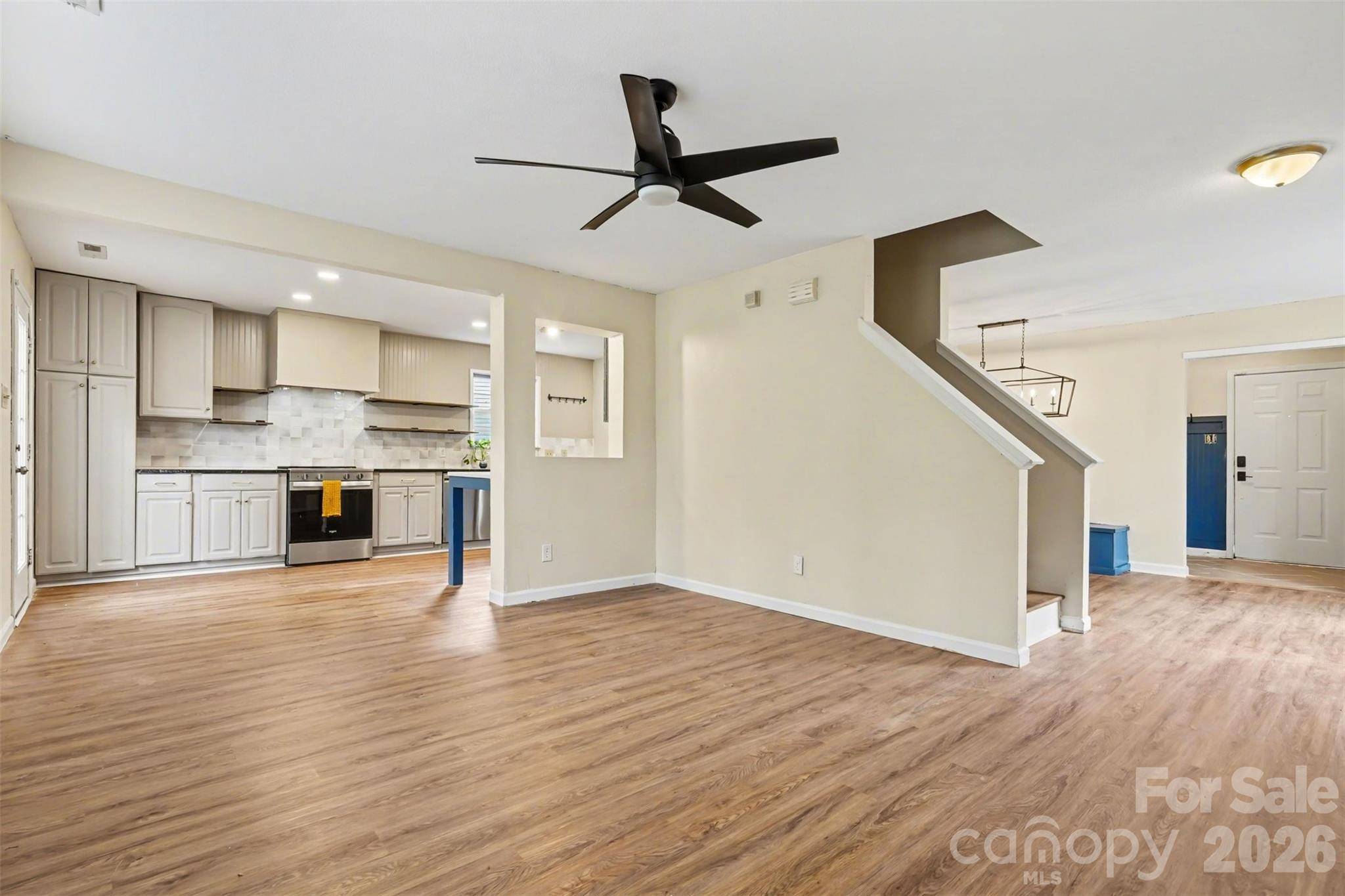 2648 Stream Bank DR, Charlotte, NC 28269