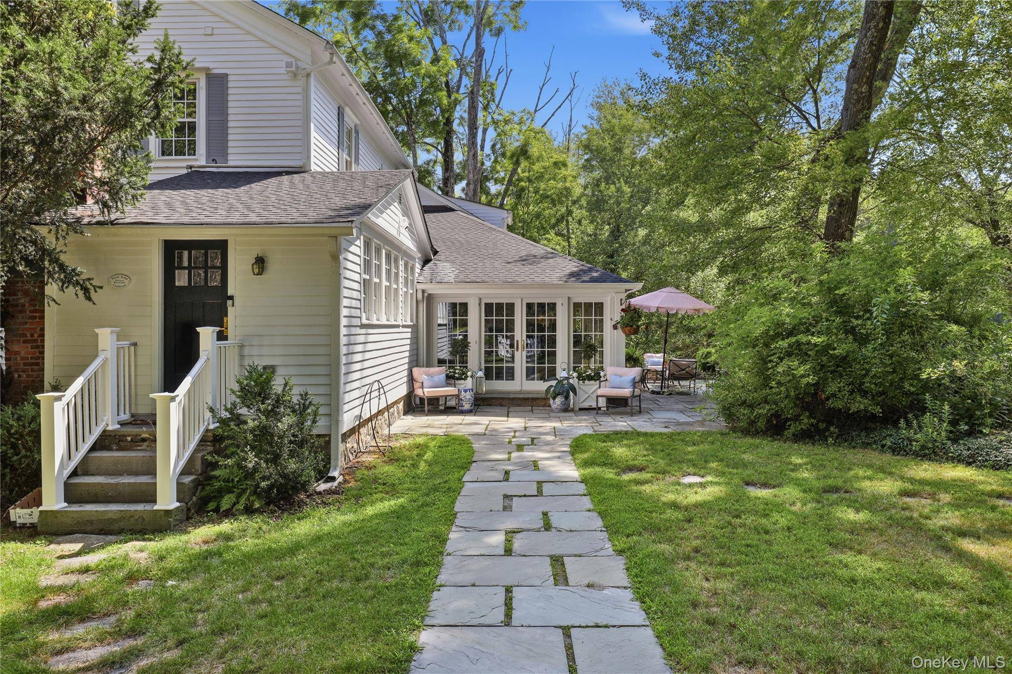 18 Salem RD, Pound Ridge, NY 10576