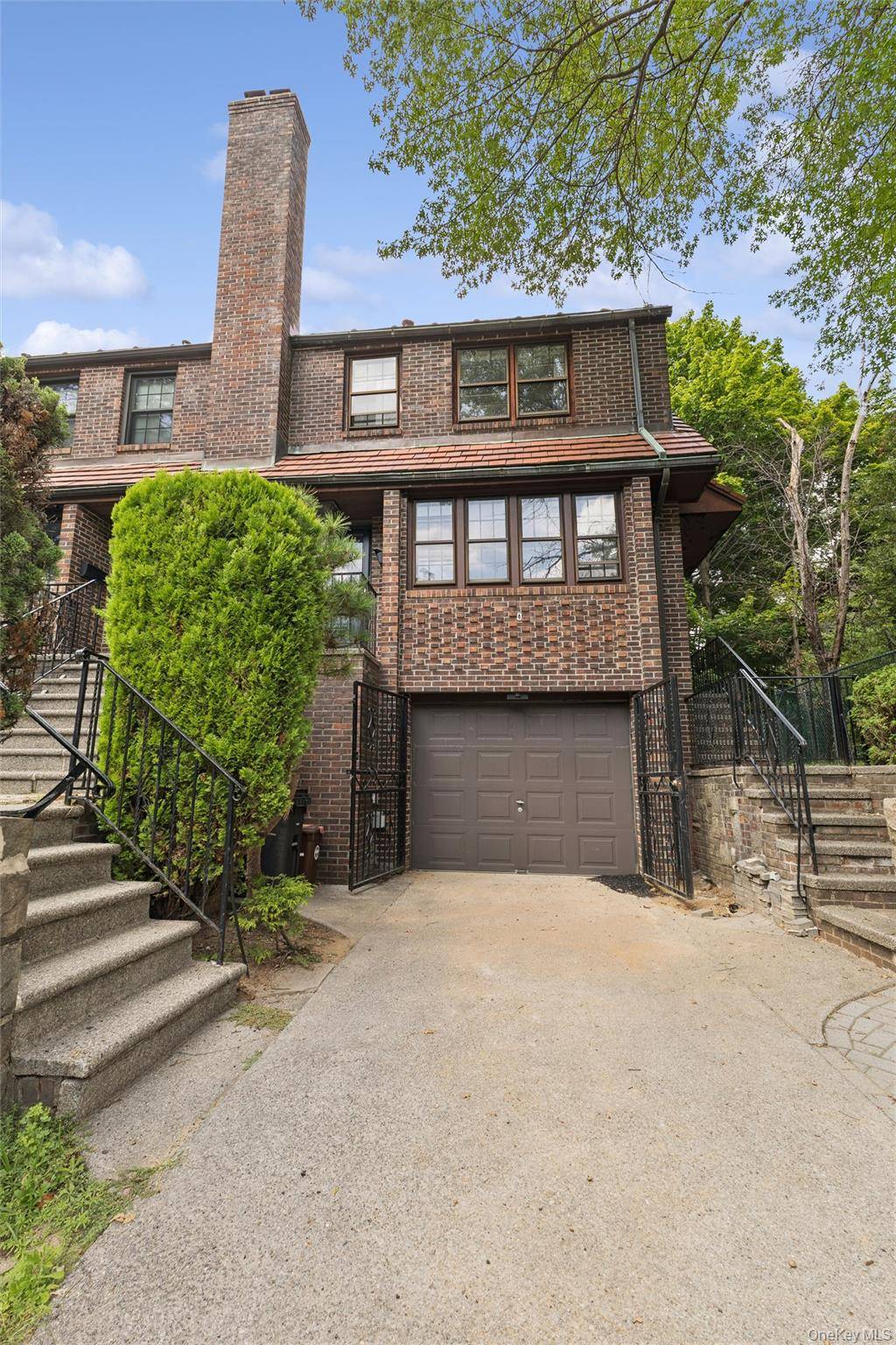 116-45 Union TPKE, Forest Hills, NY 11375