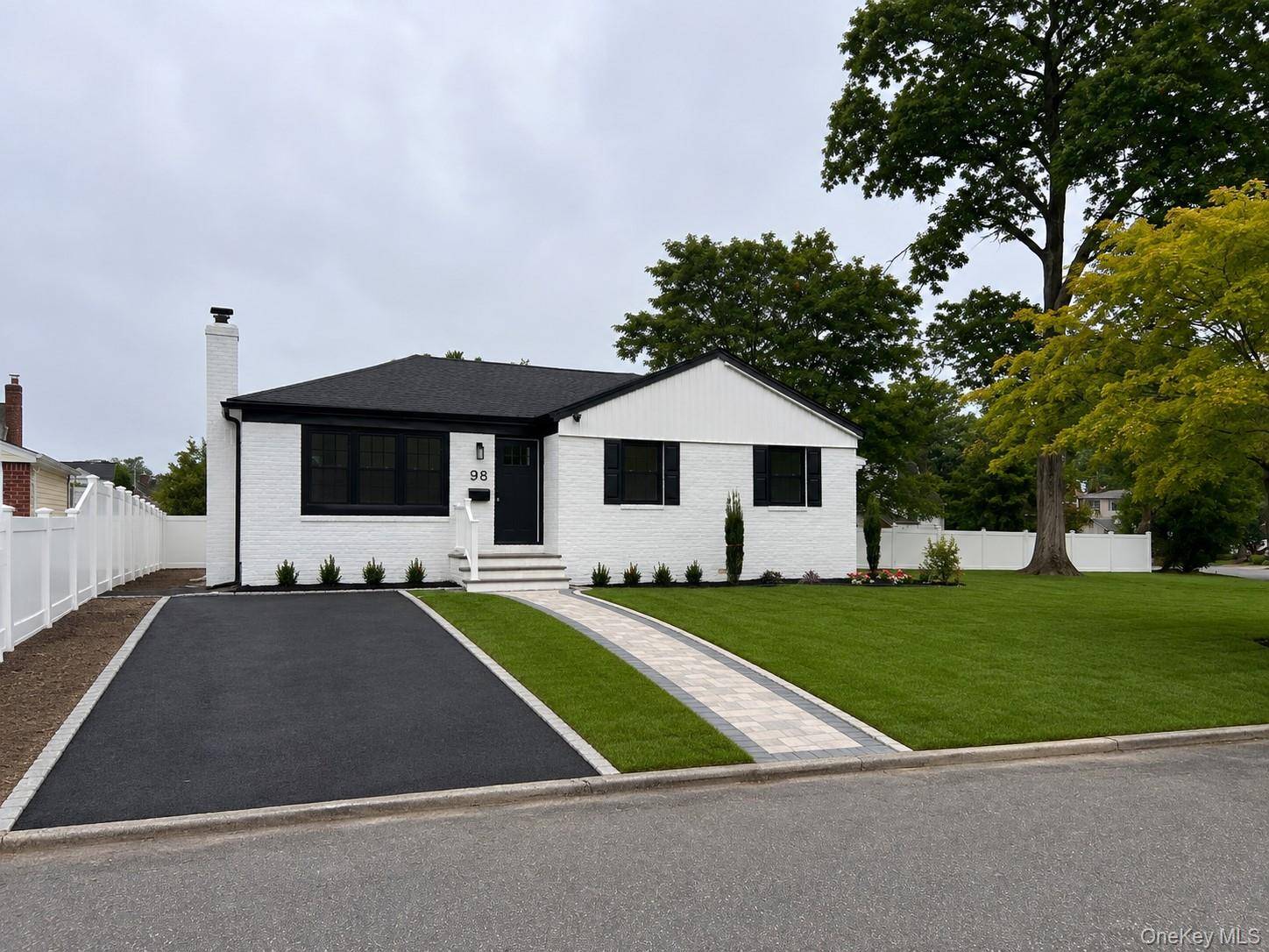 98 Beecher RD, North Babylon, NY 11703,Video Tour