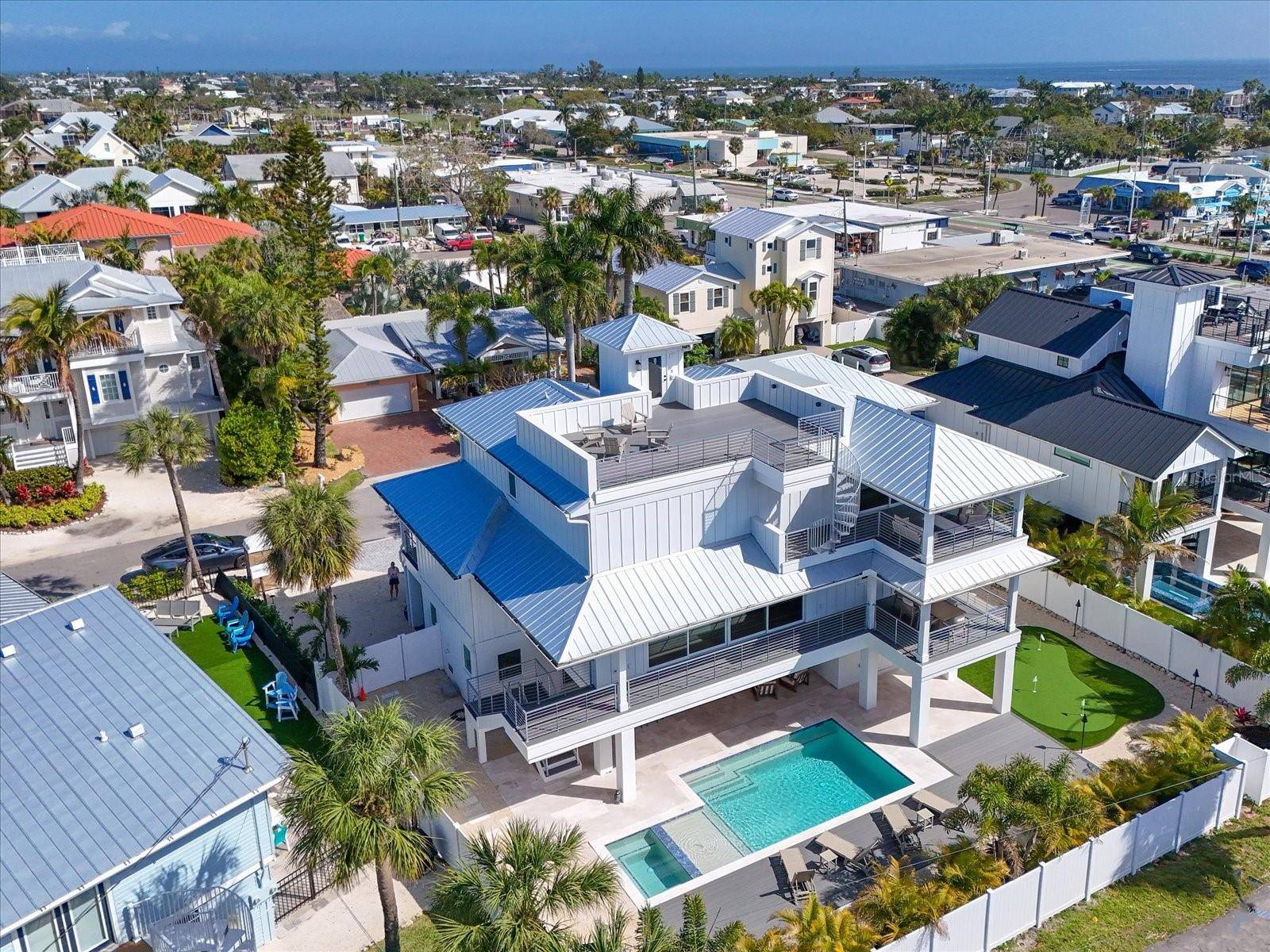 303 55TH ST, Holmes Beach, FL 34217