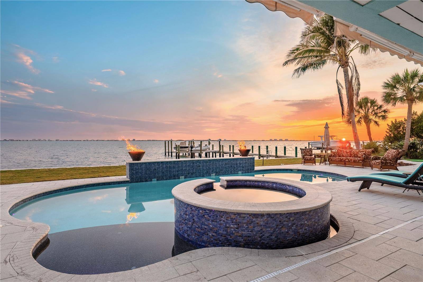 350 S SHORE DR, Sarasota, FL 34234
