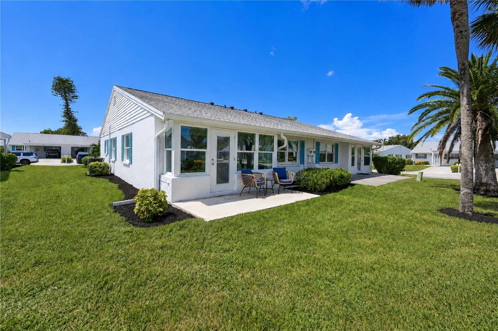 9411 CONCORD CIR #9411, Bradenton, FL 34210
