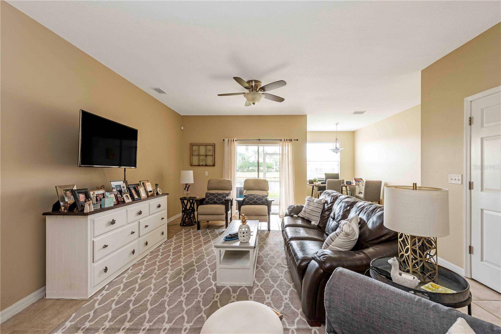 3698 PARKRIDGE CIR #26-104, Sarasota, FL 34243