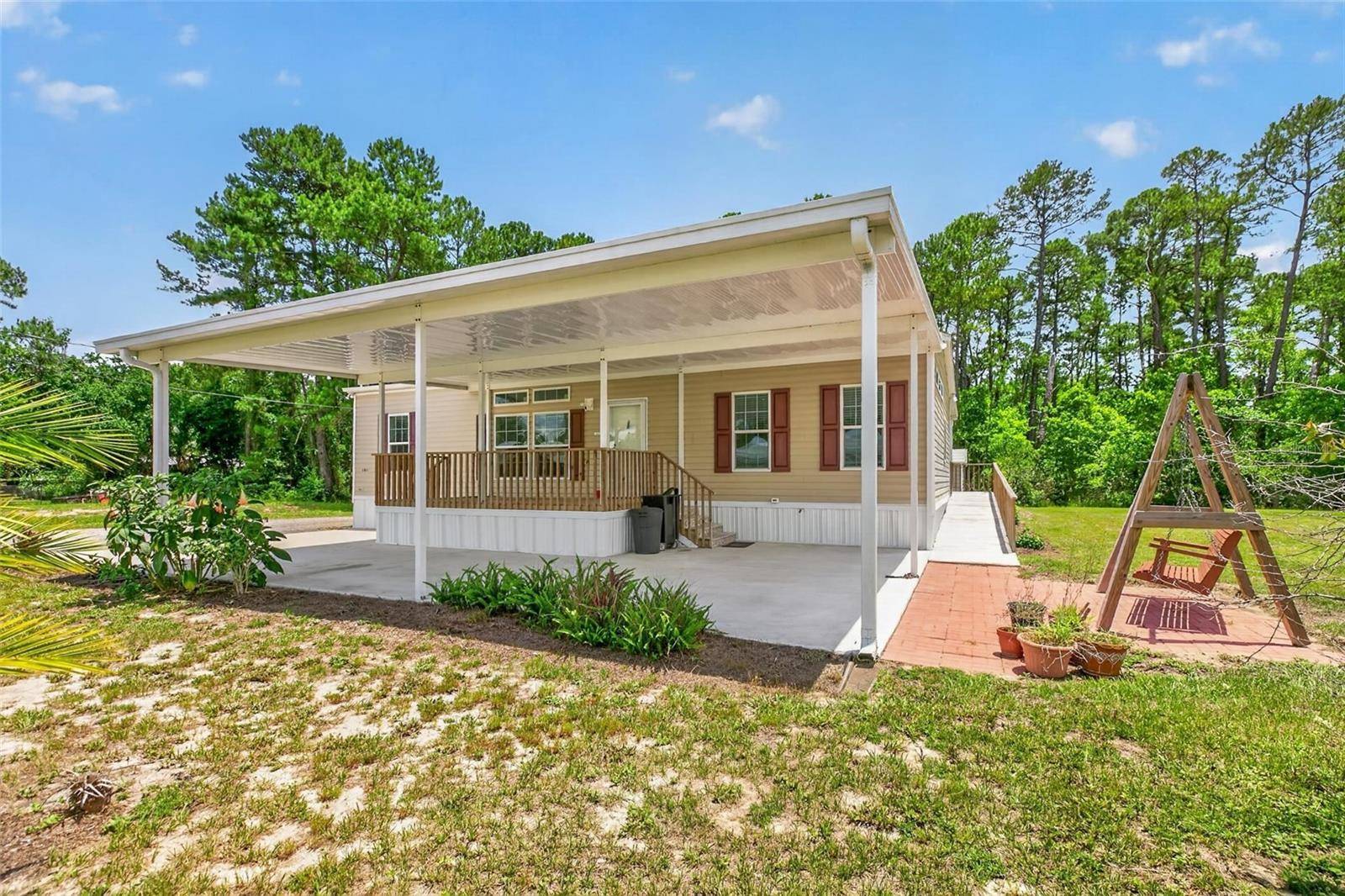 101 TROUT TRL, Crescent City, FL 32112