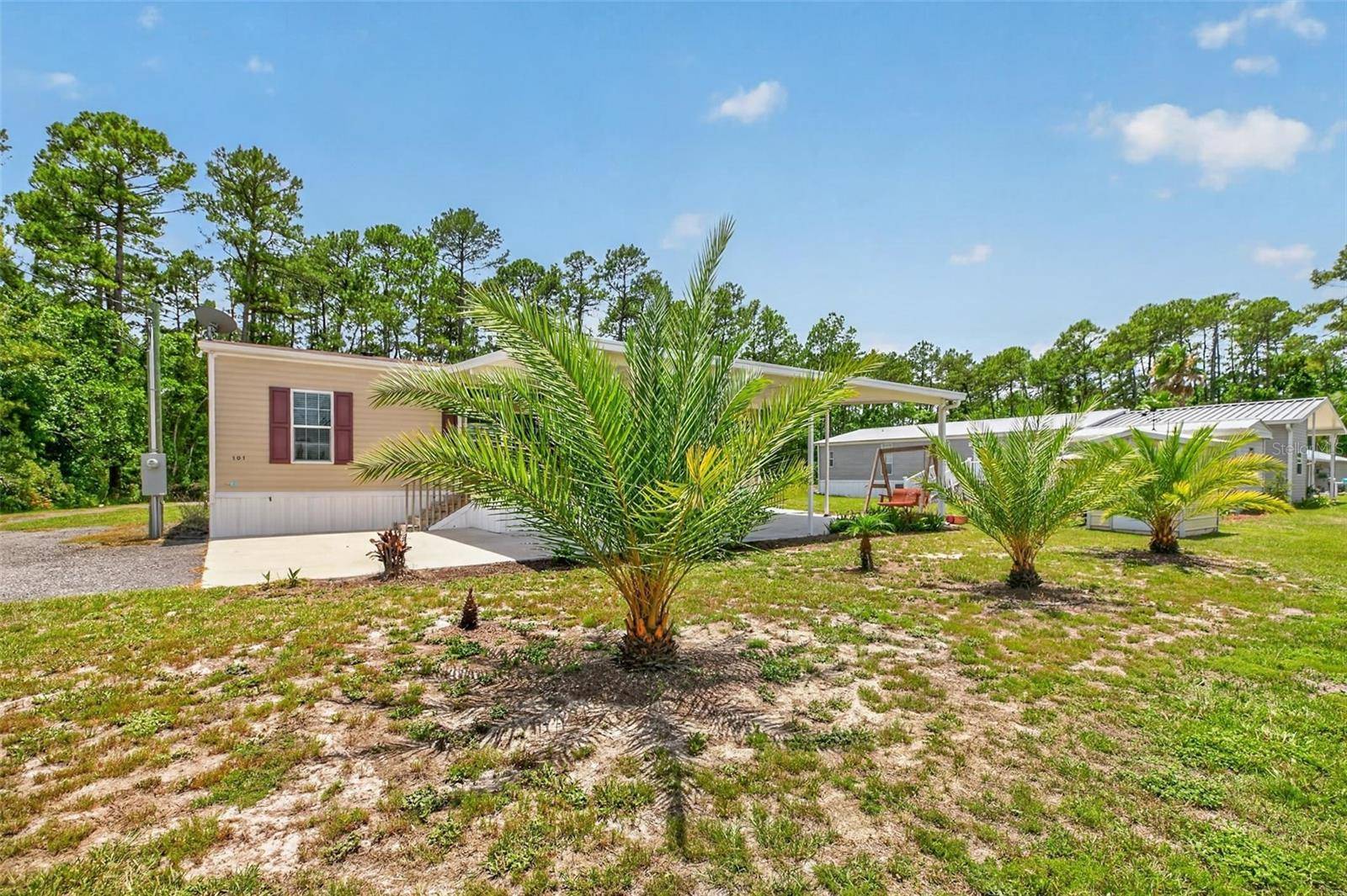 101 TROUT TRL, Crescent City, FL 32112